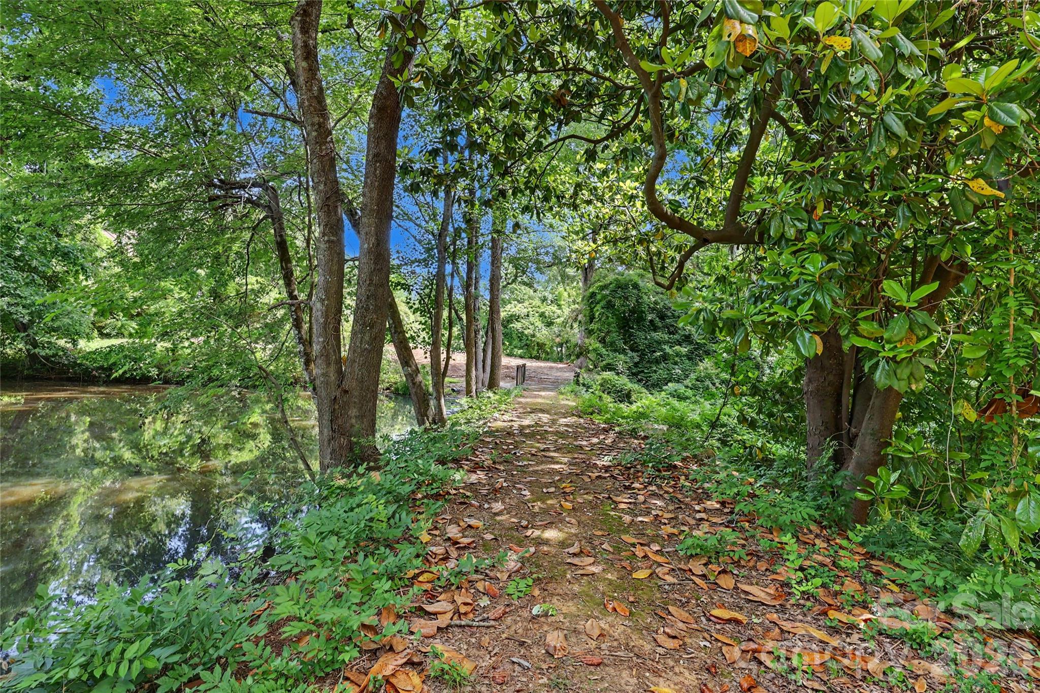 6510 Sharon Hills Road Property Photo 5