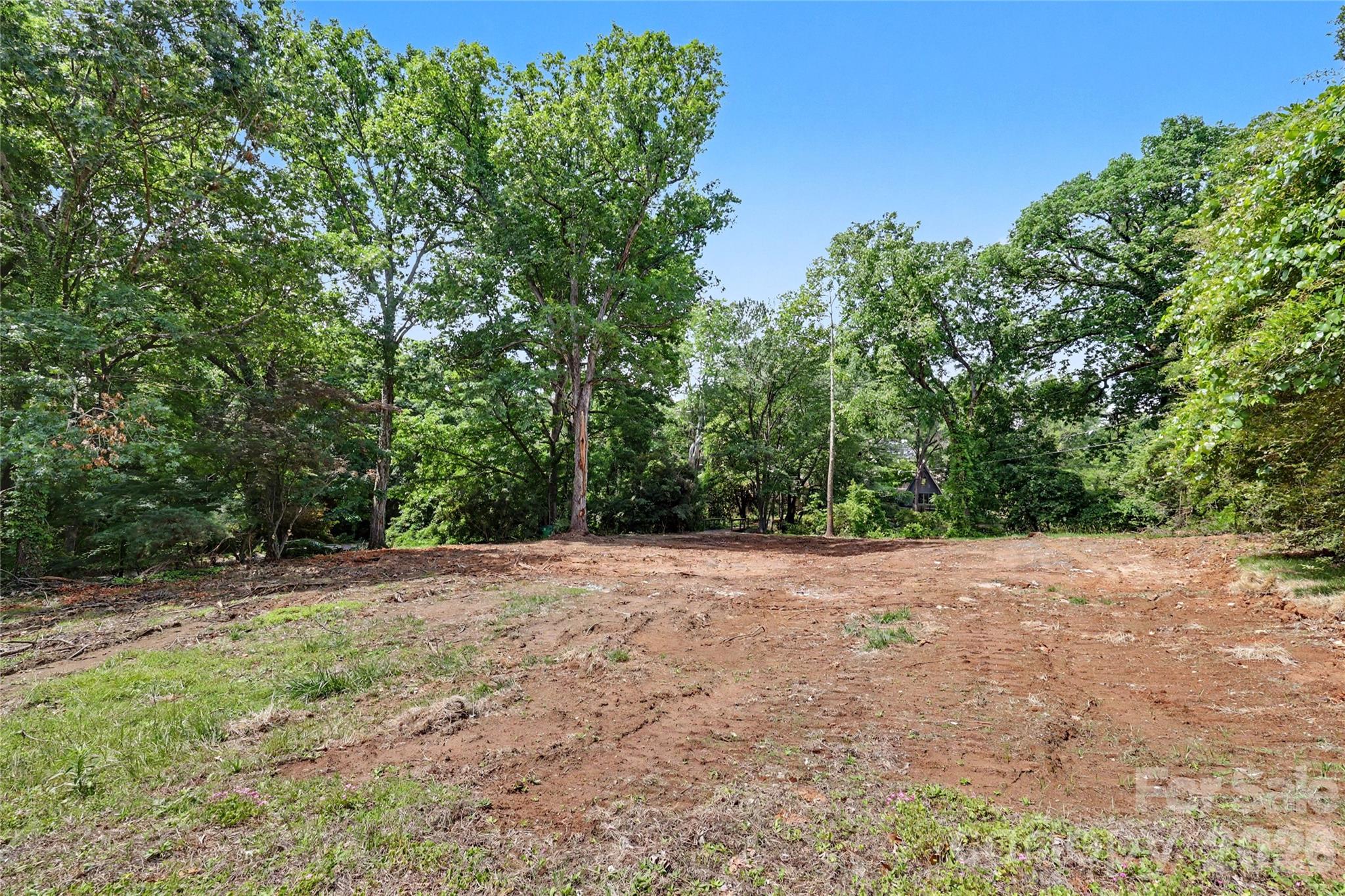 6510 Sharon Hills Road Property Photo 10