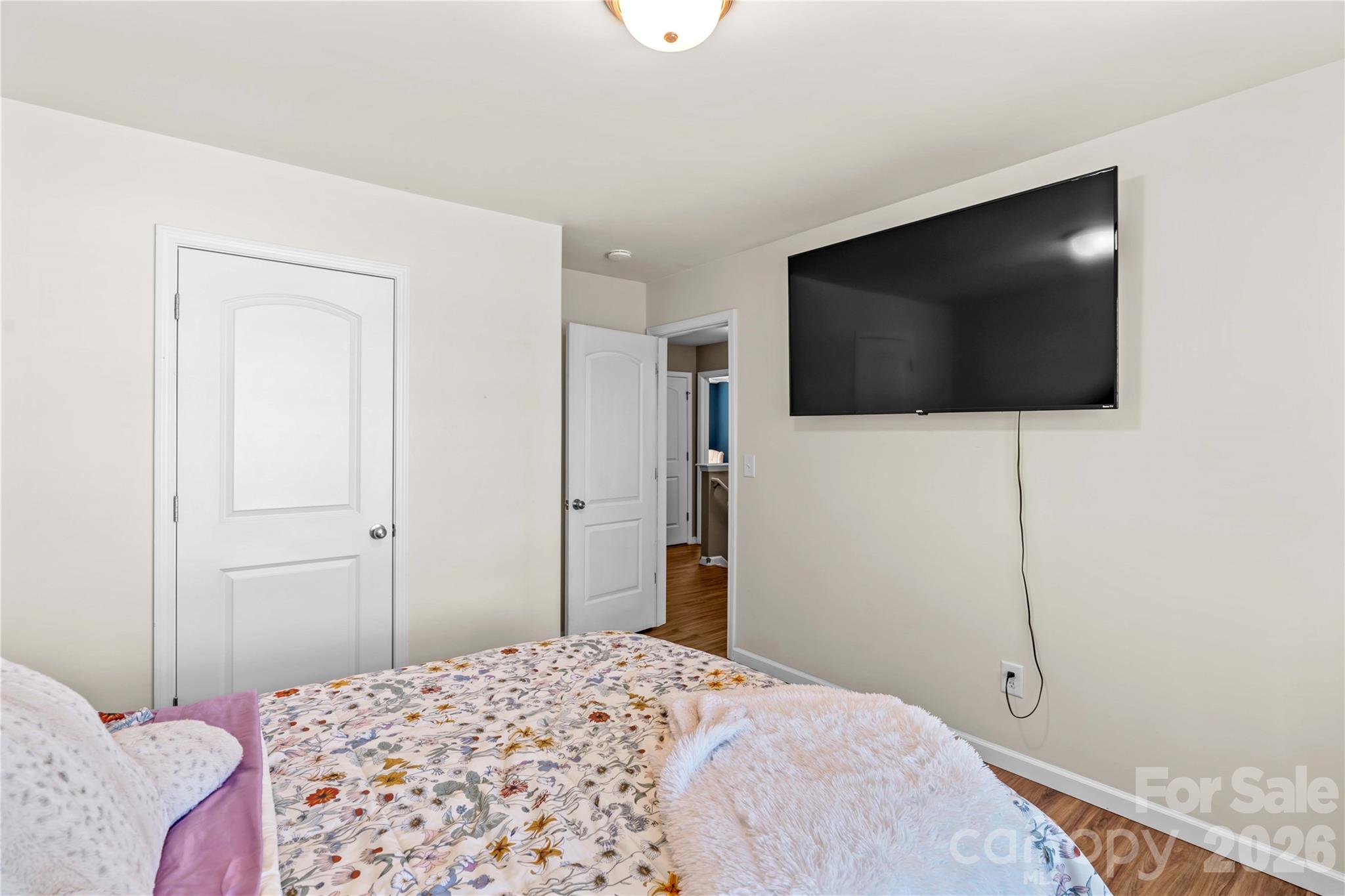 218 Valerie Drive Property Photo 22