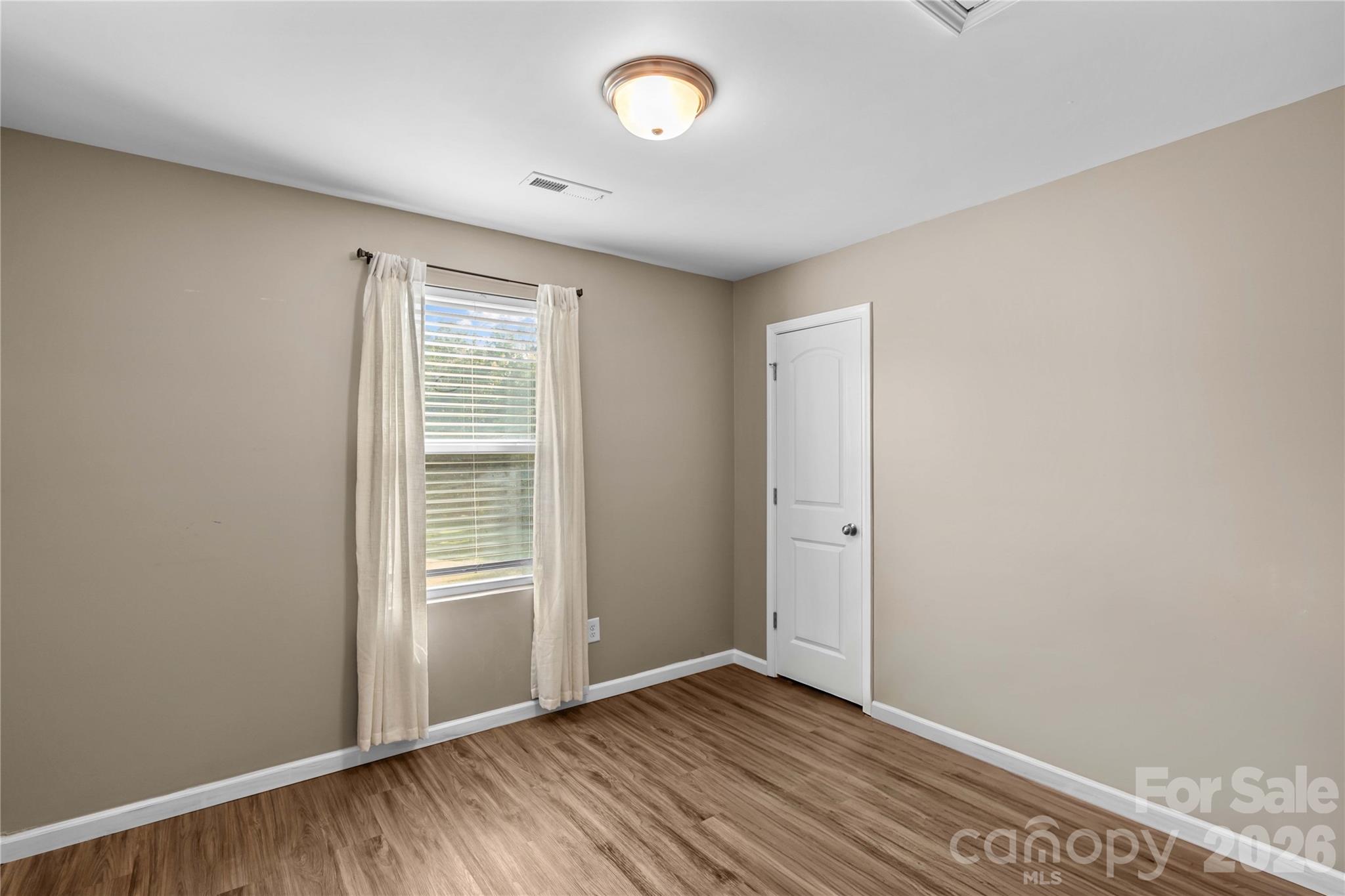 218 Valerie Drive Property Photo 25