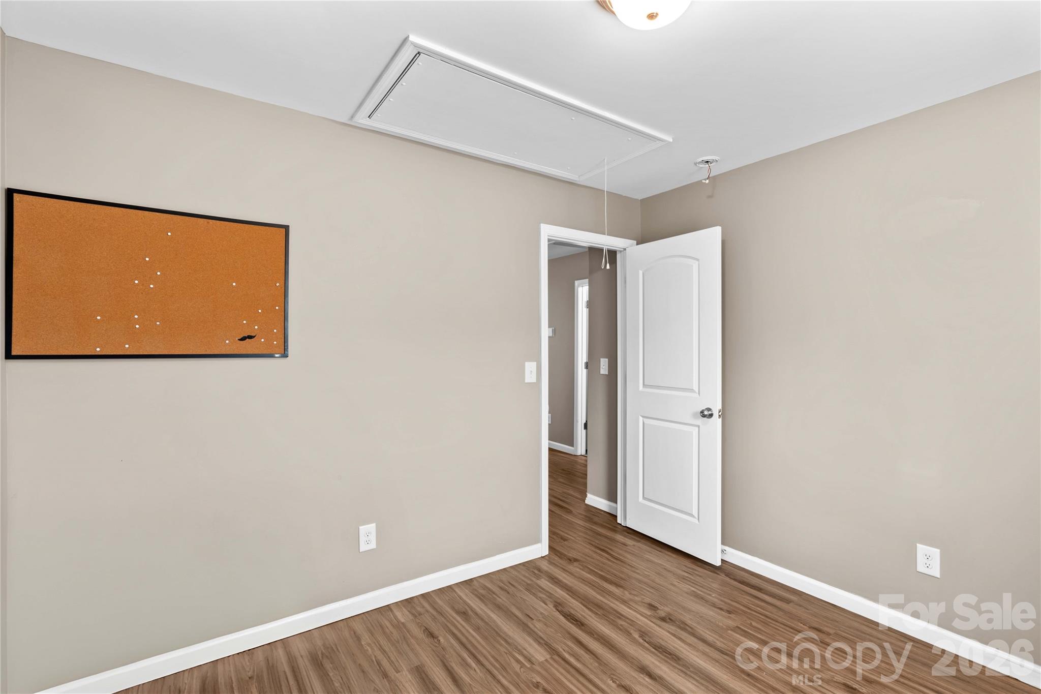 218 Valerie Drive Property Photo 26