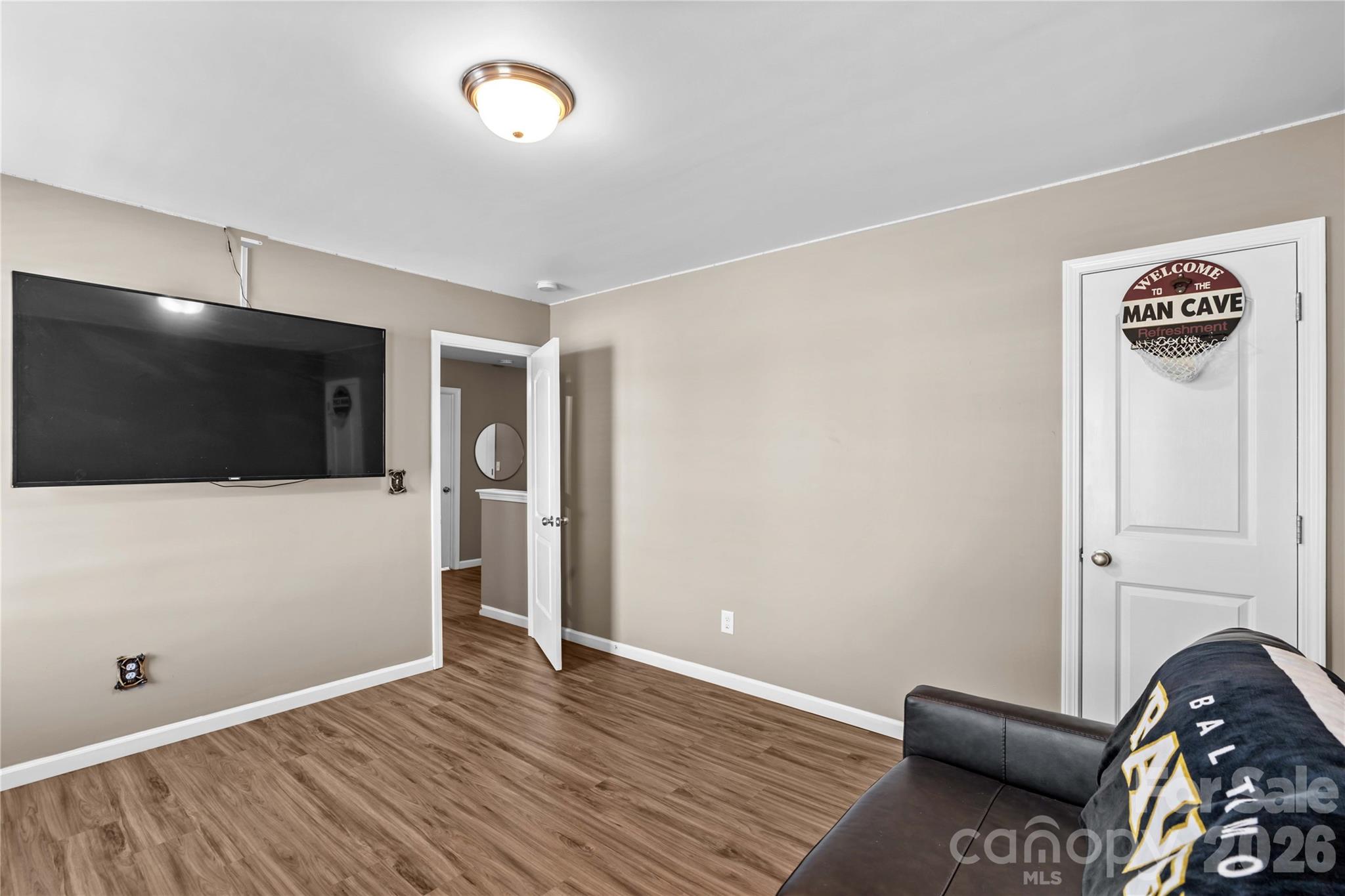 218 Valerie Drive Property Photo 28