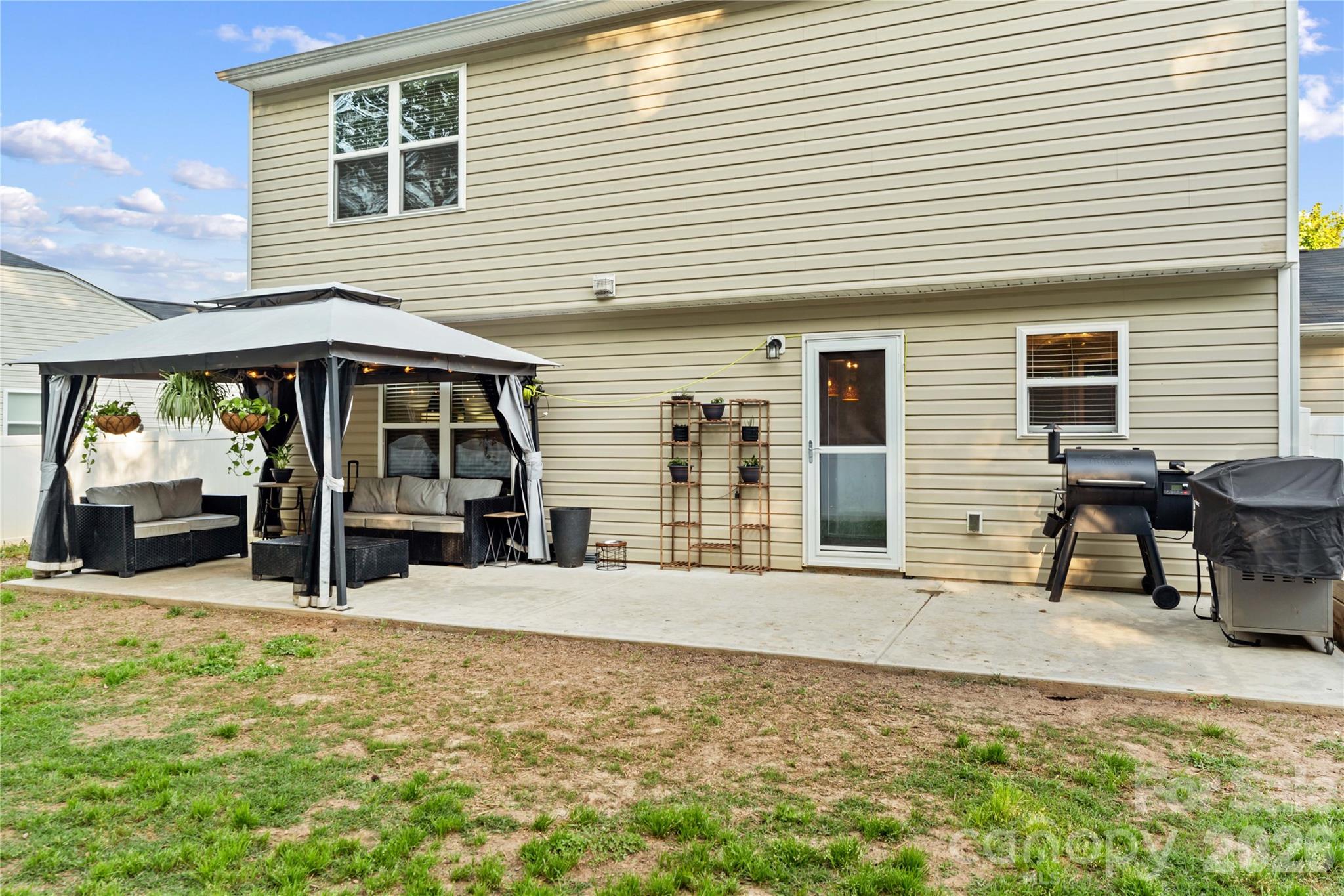 218 Valerie Drive Property Photo 29