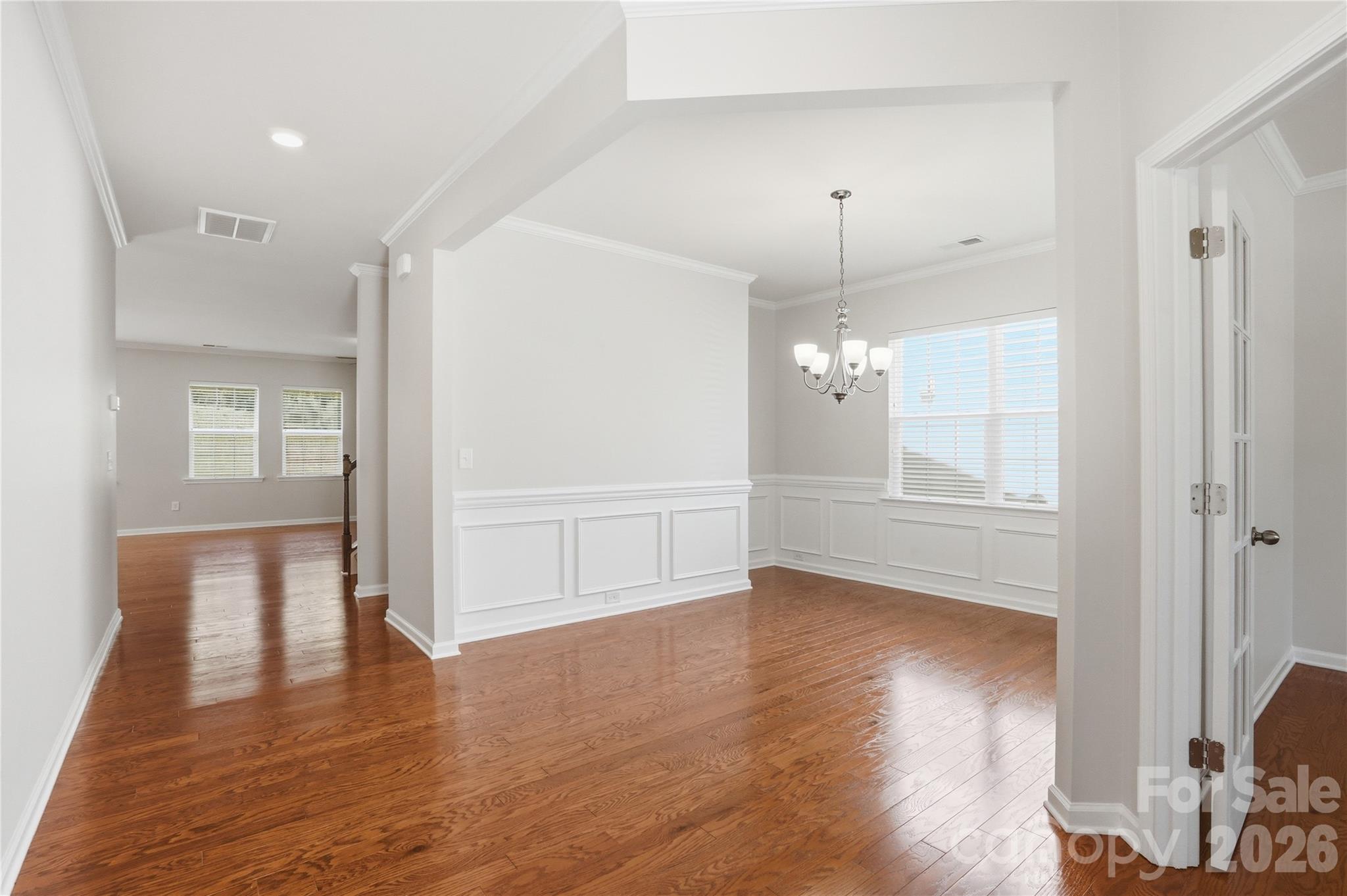 13714 Canterbury Castle Drive Property Photo 4