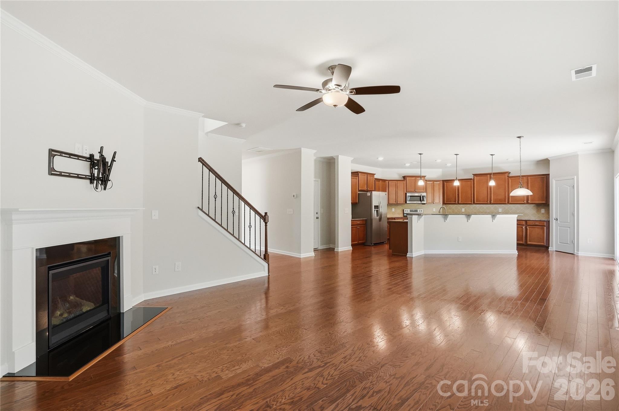 13714 Canterbury Castle Drive Property Photo 10