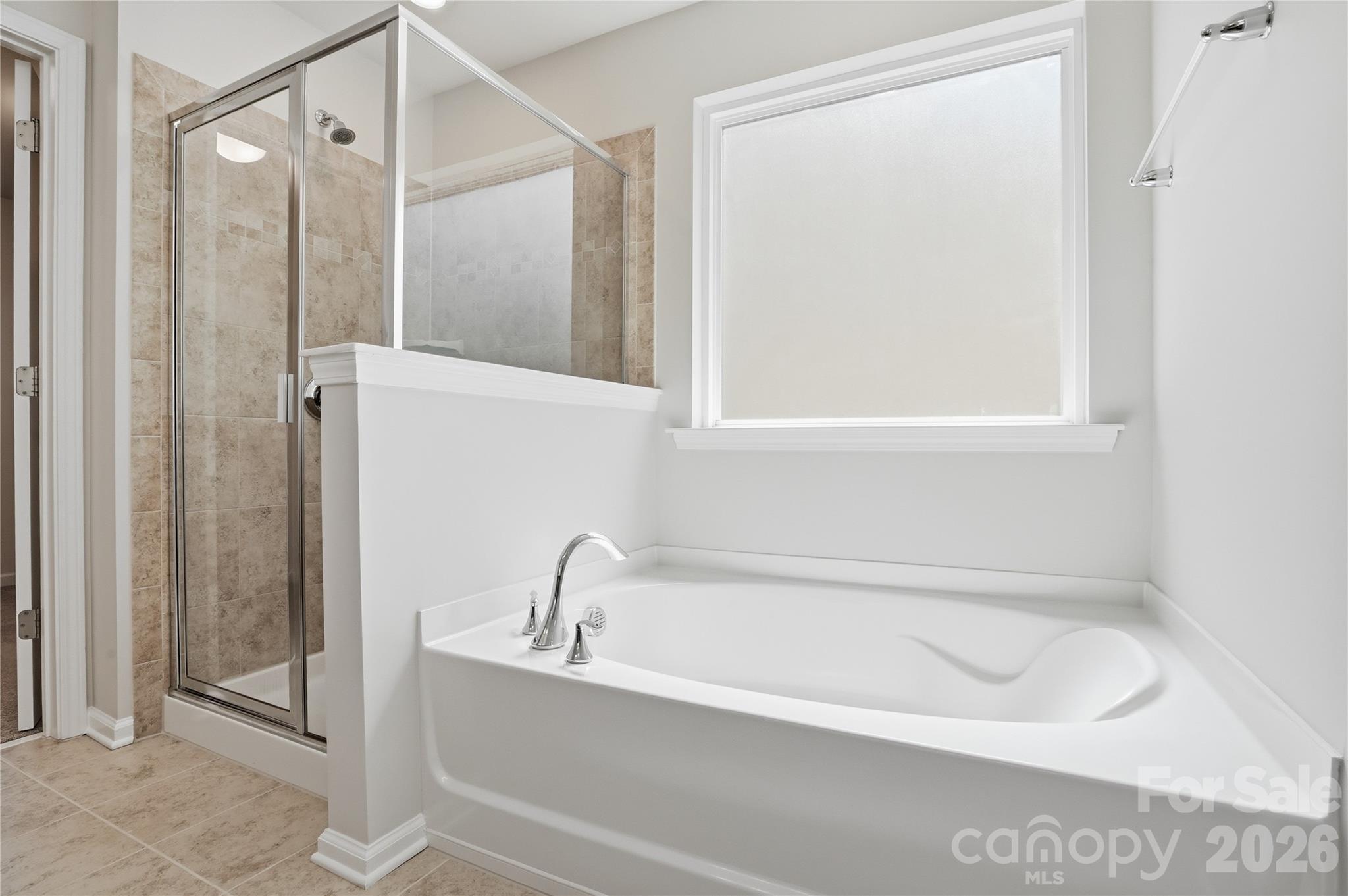 13714 Canterbury Castle Drive Property Photo 23