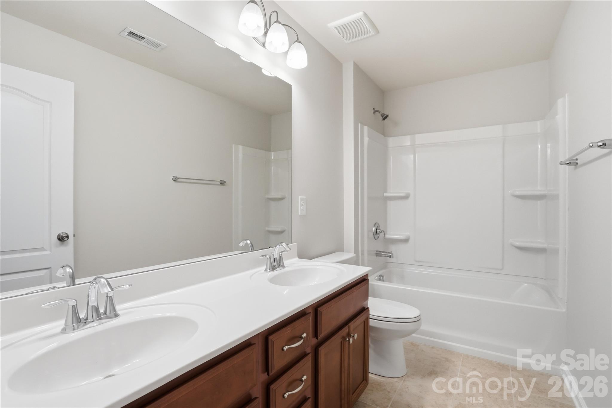 13714 Canterbury Castle Drive Property Photo 35