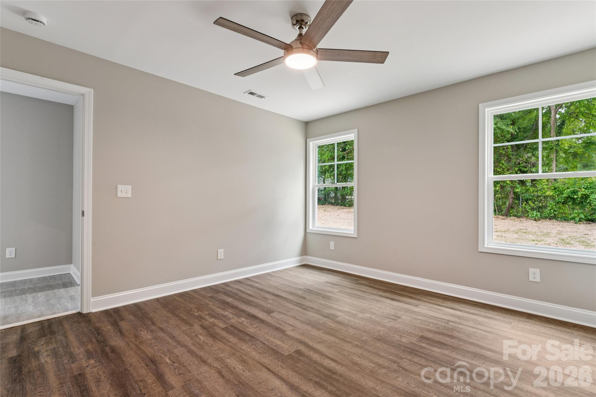209 W 17th Street Property Photo 19