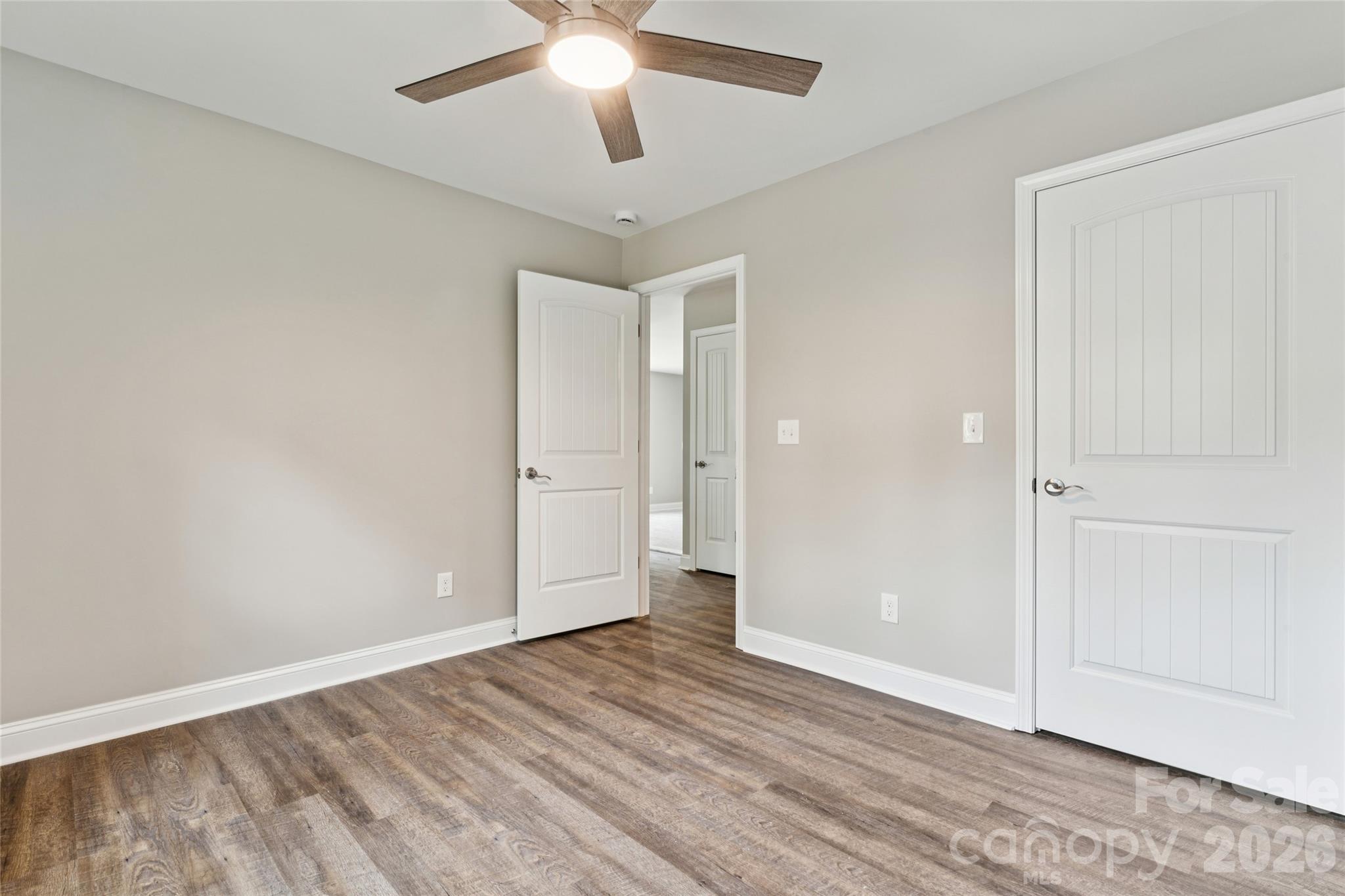 209 W 17th Street Property Photo 25