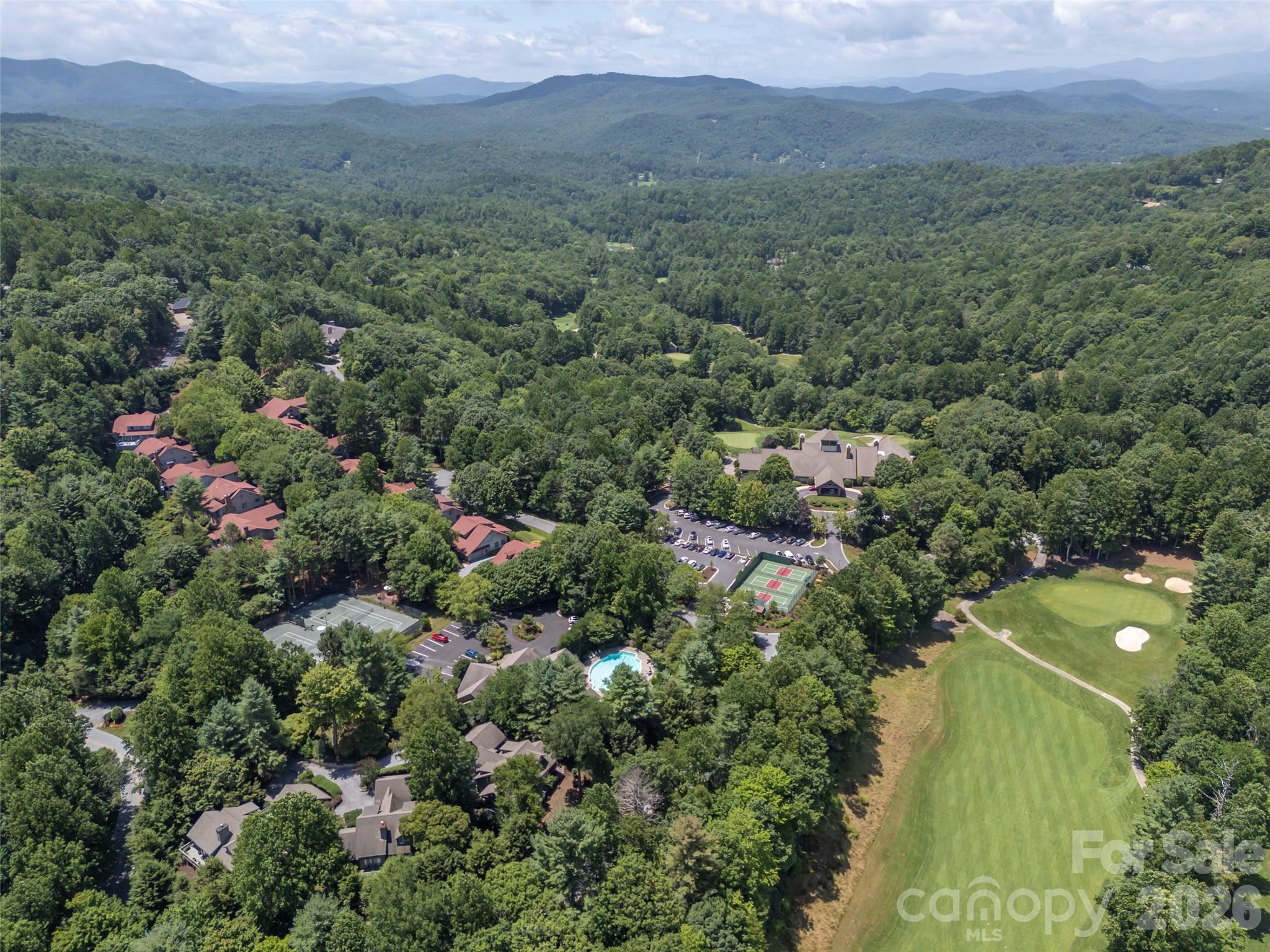 4 Lacoste Drive Property Photo 35