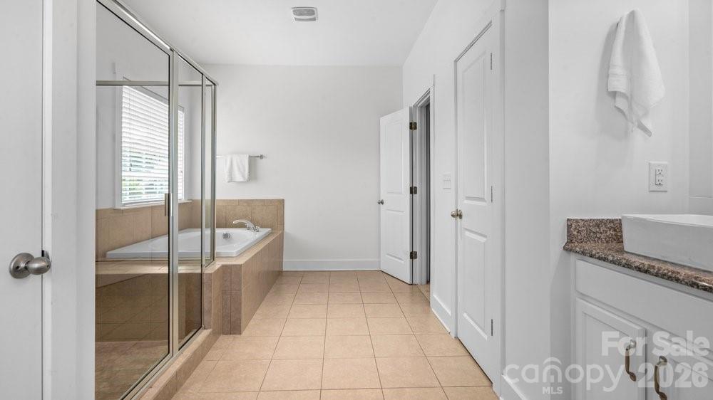 11926 Grey Partridge Drive Property Photo 33