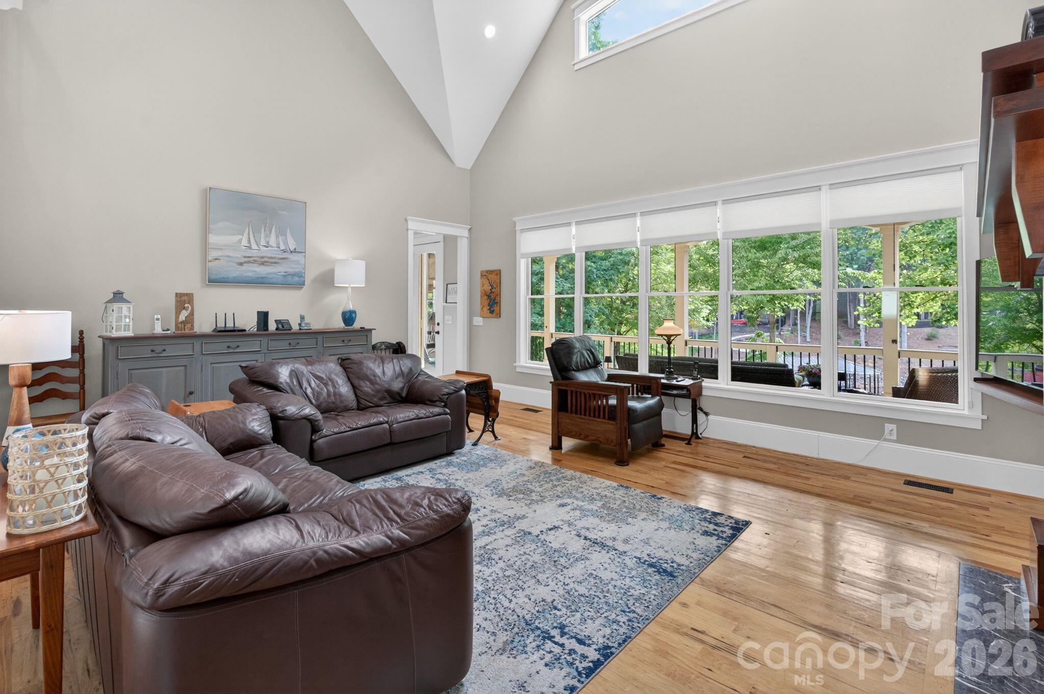 2243 Whiterock Court Property Photo 9