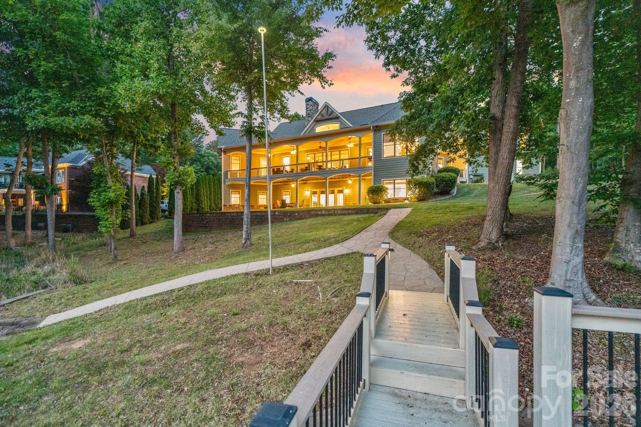 2243 Whiterock Court Property Photo 36