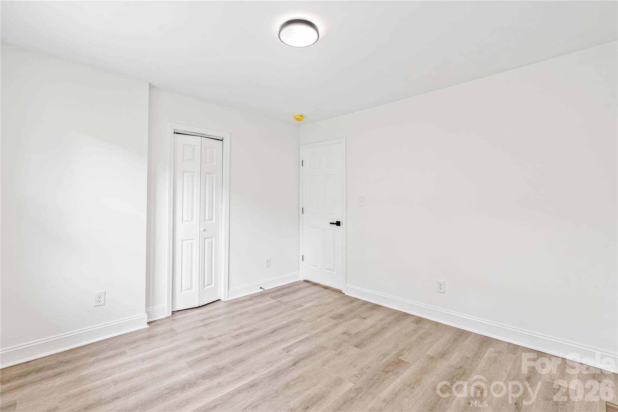 211 Eben Street Property Photo 7