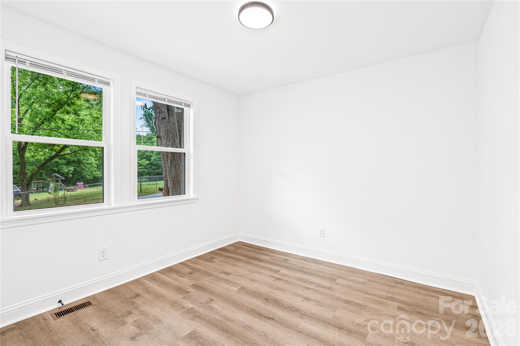 211 Eben Street Property Photo 8