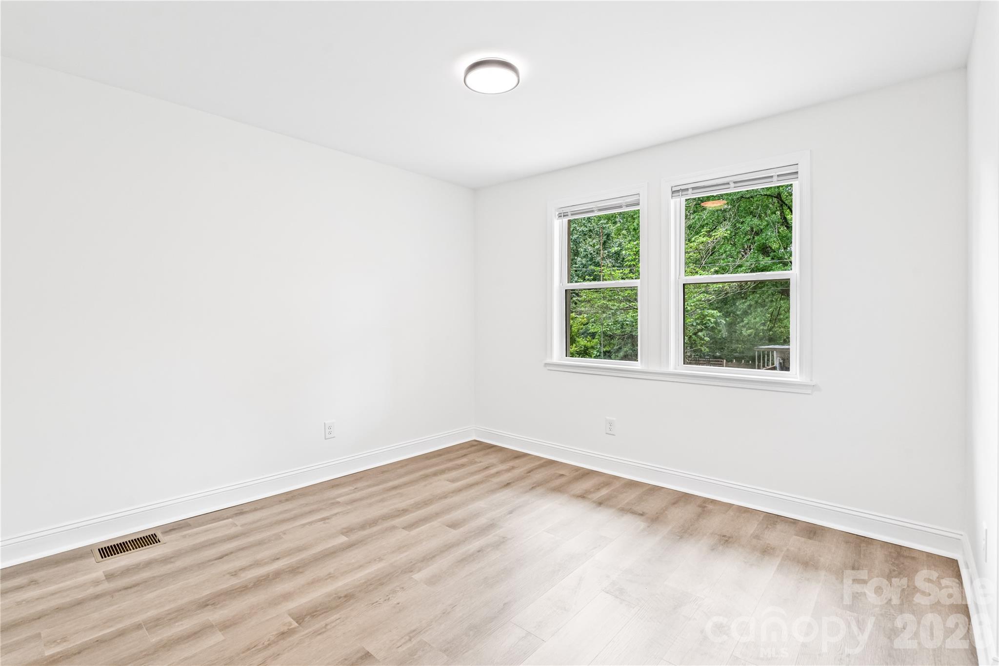 211 Eben Street Property Photo 10