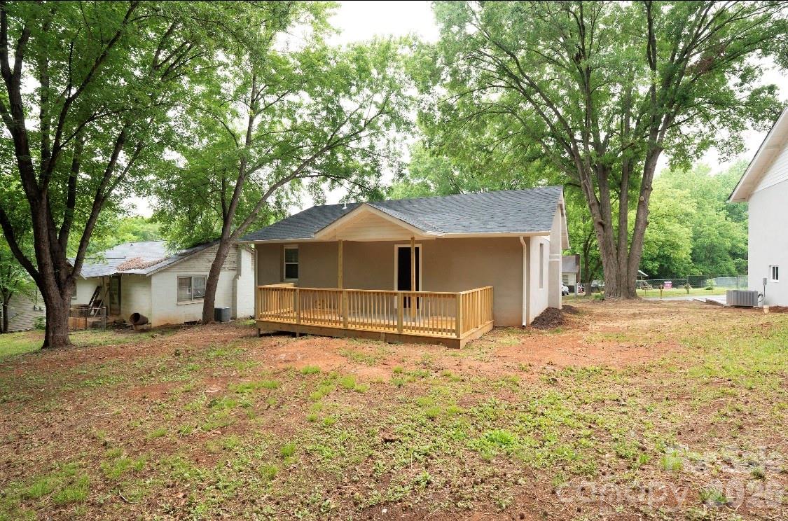 211 Eben Street Property Photo 14