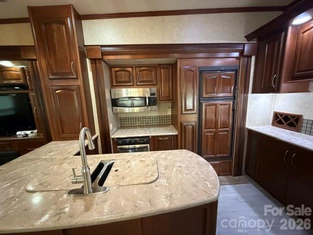 114 Redwood Trail Property Photo 13