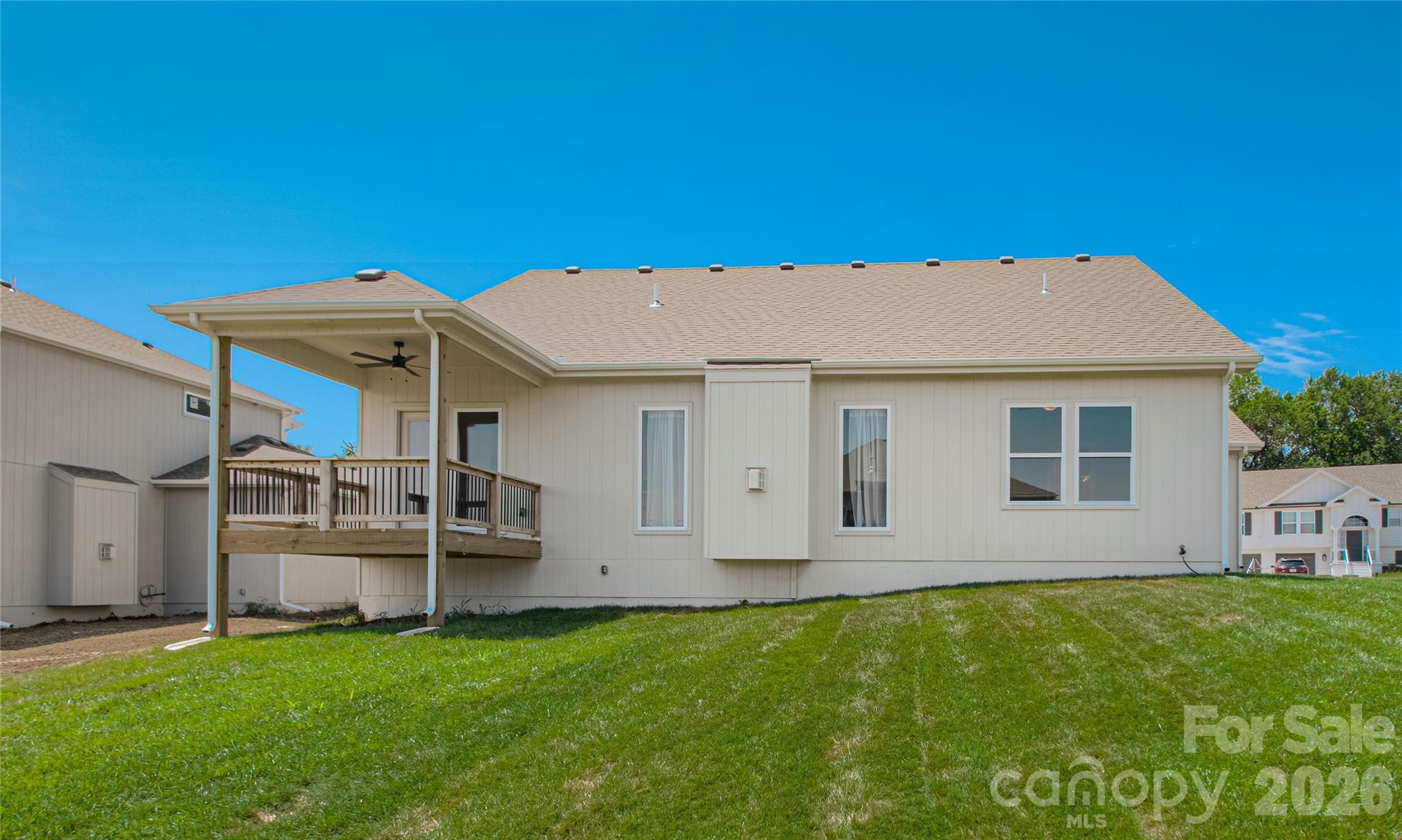 222 Edgewood Drive Property Photo 2