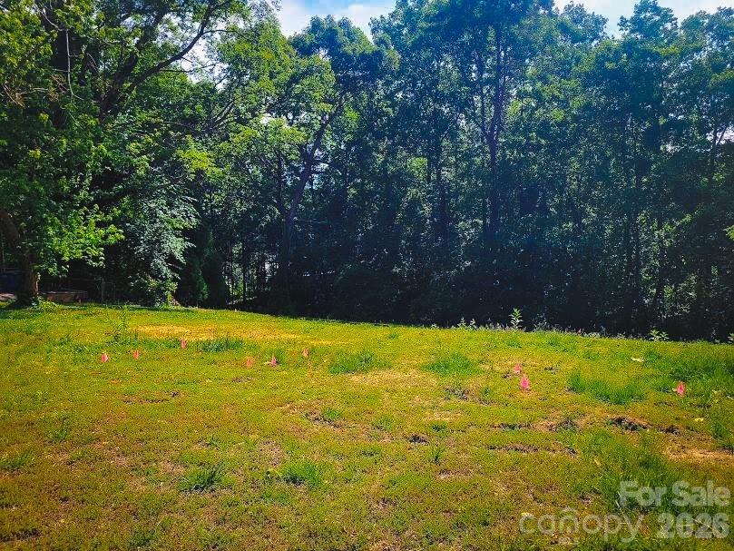 222 Edgewood Drive Property Photo 3