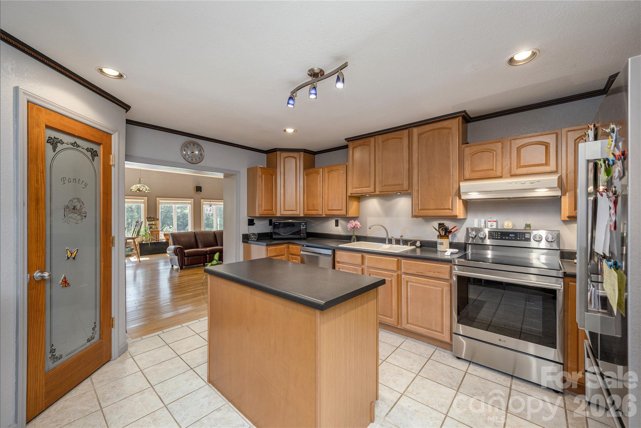 231 Allen Road Property Photo 19