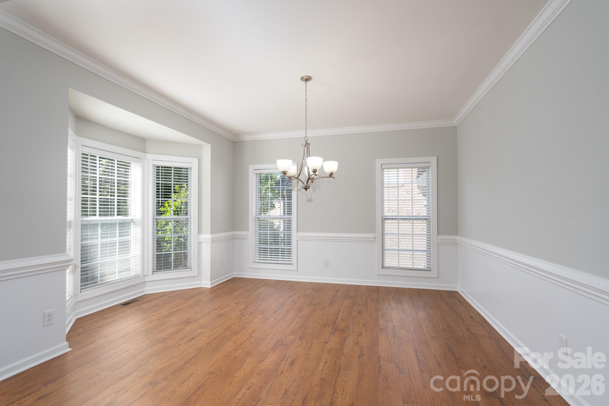 660 Vega Street Property Photo 7