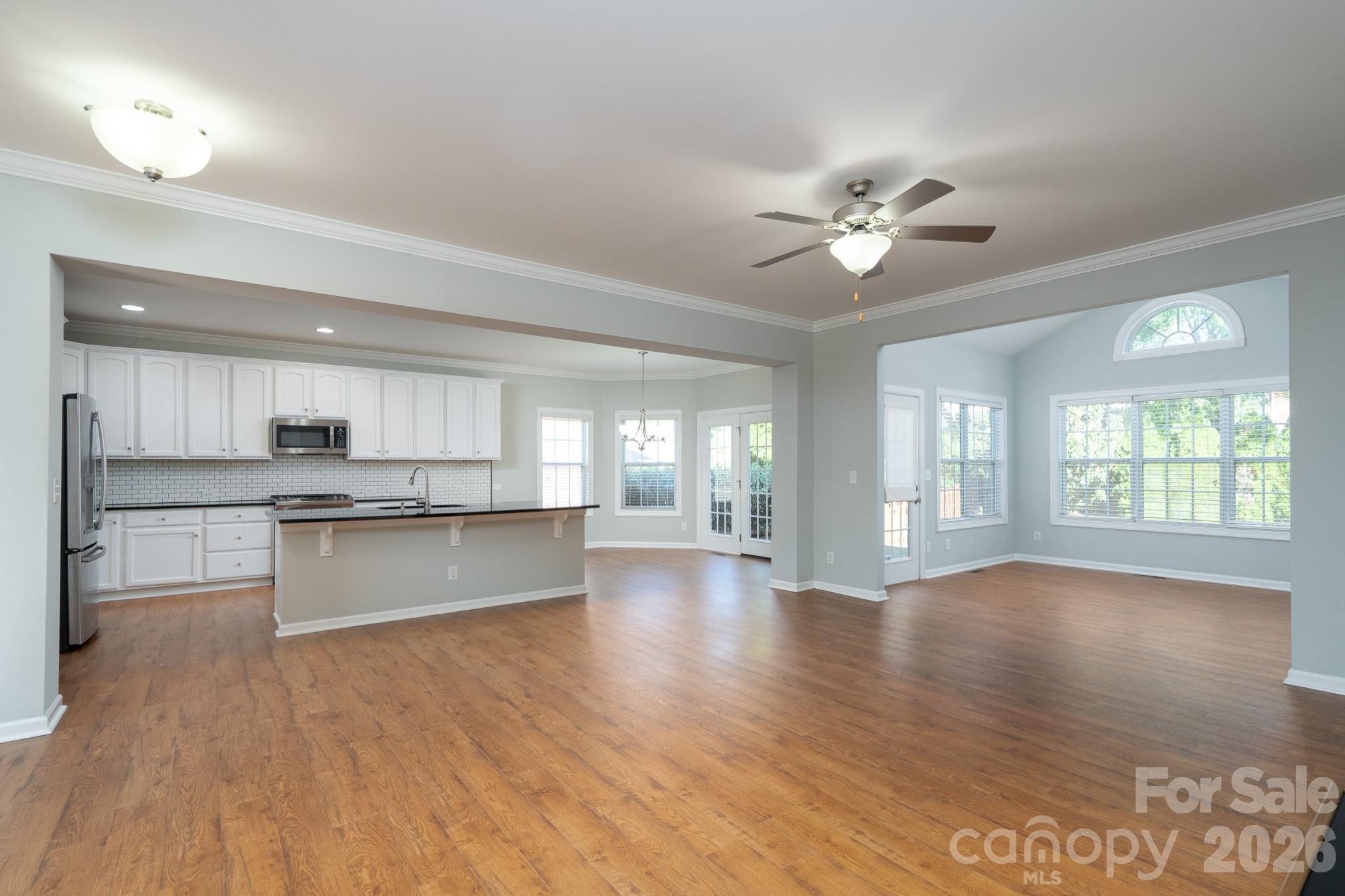 660 Vega Street Property Photo 11