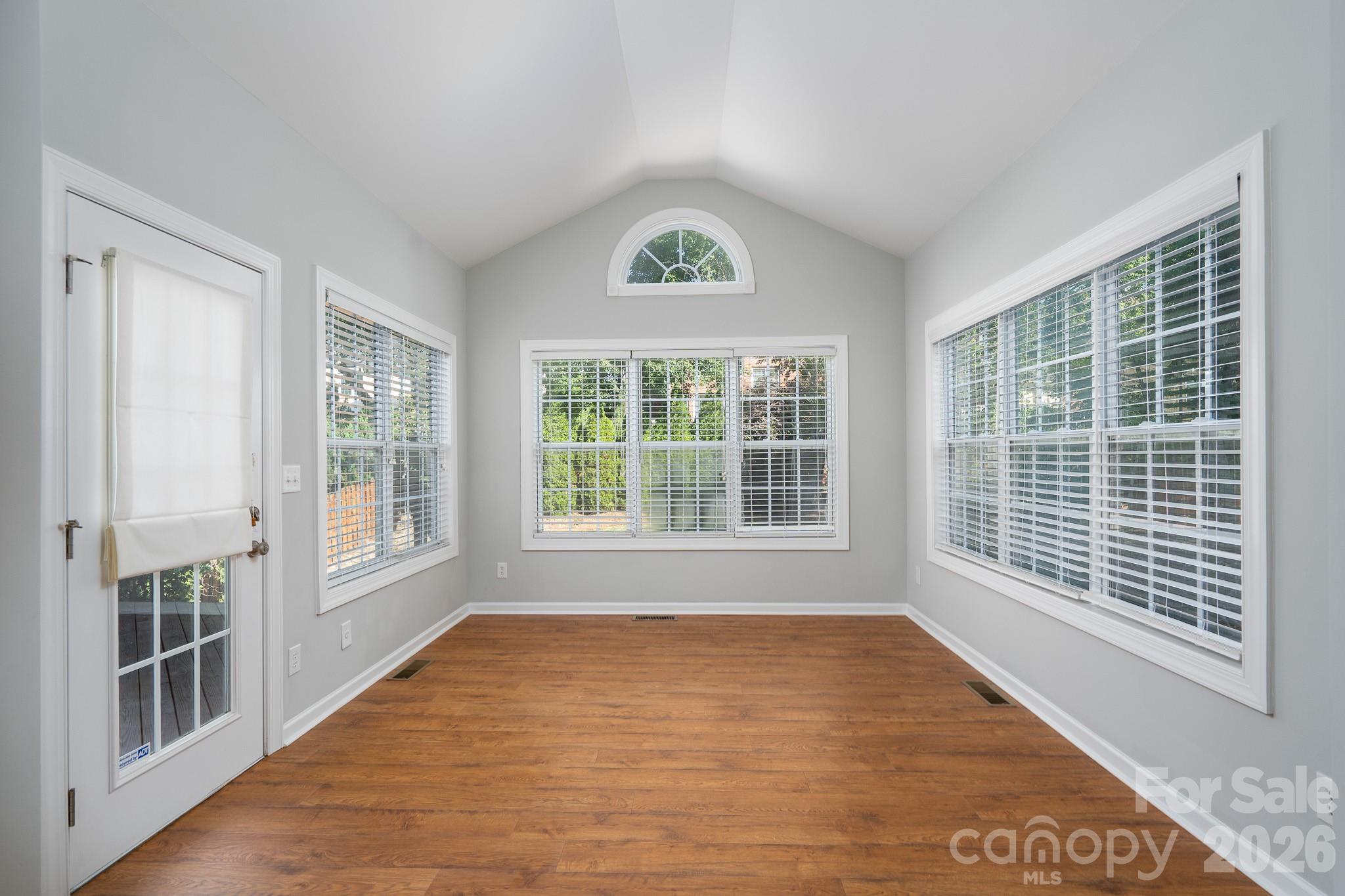 660 Vega Street Property Photo 16