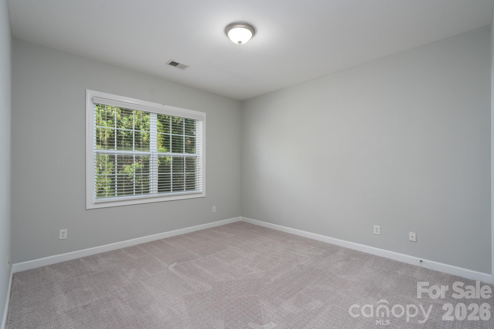 660 Vega Street Property Photo 25