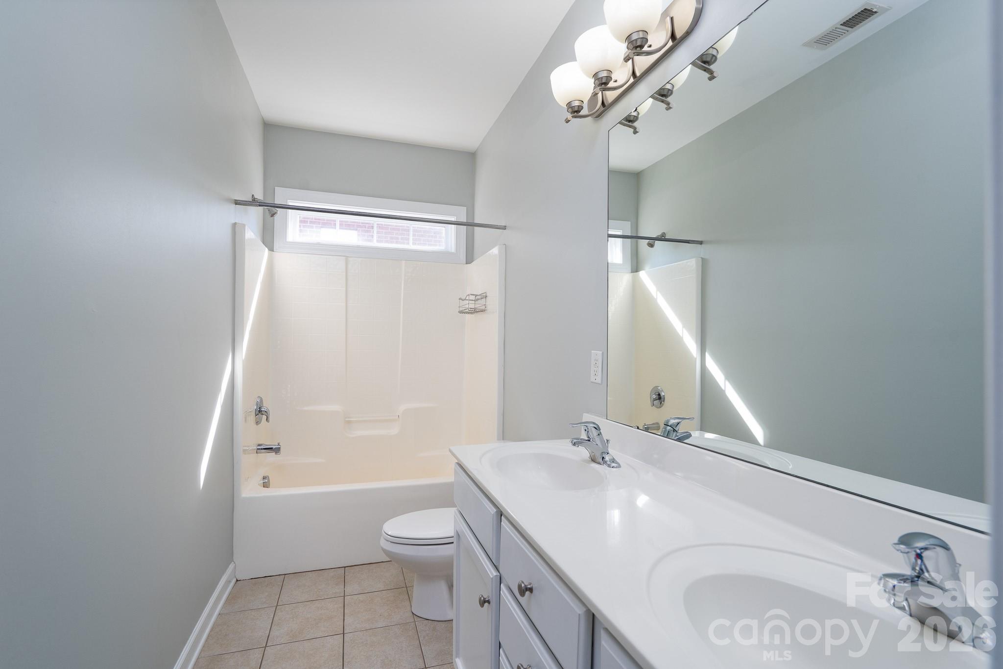 660 Vega Street Property Photo 29