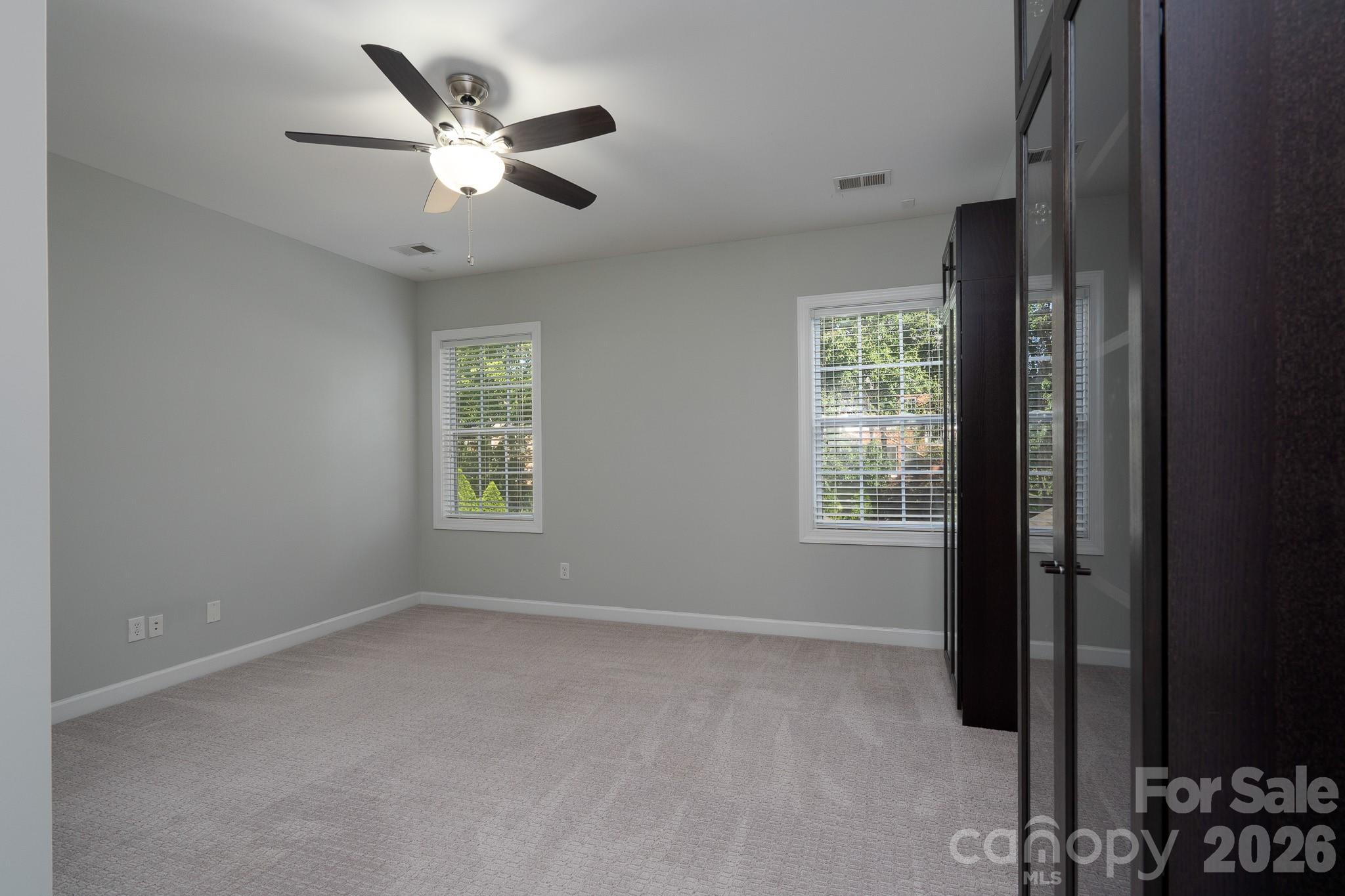 660 Vega Street Property Photo 33