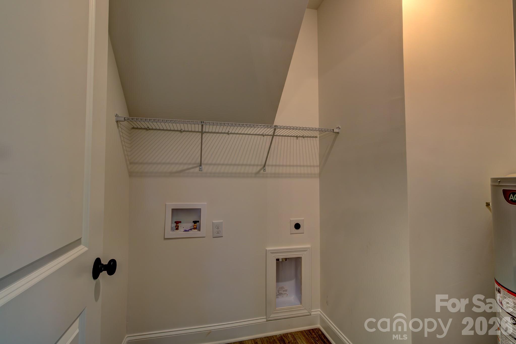 504 Oakland Drive Property Photo 7