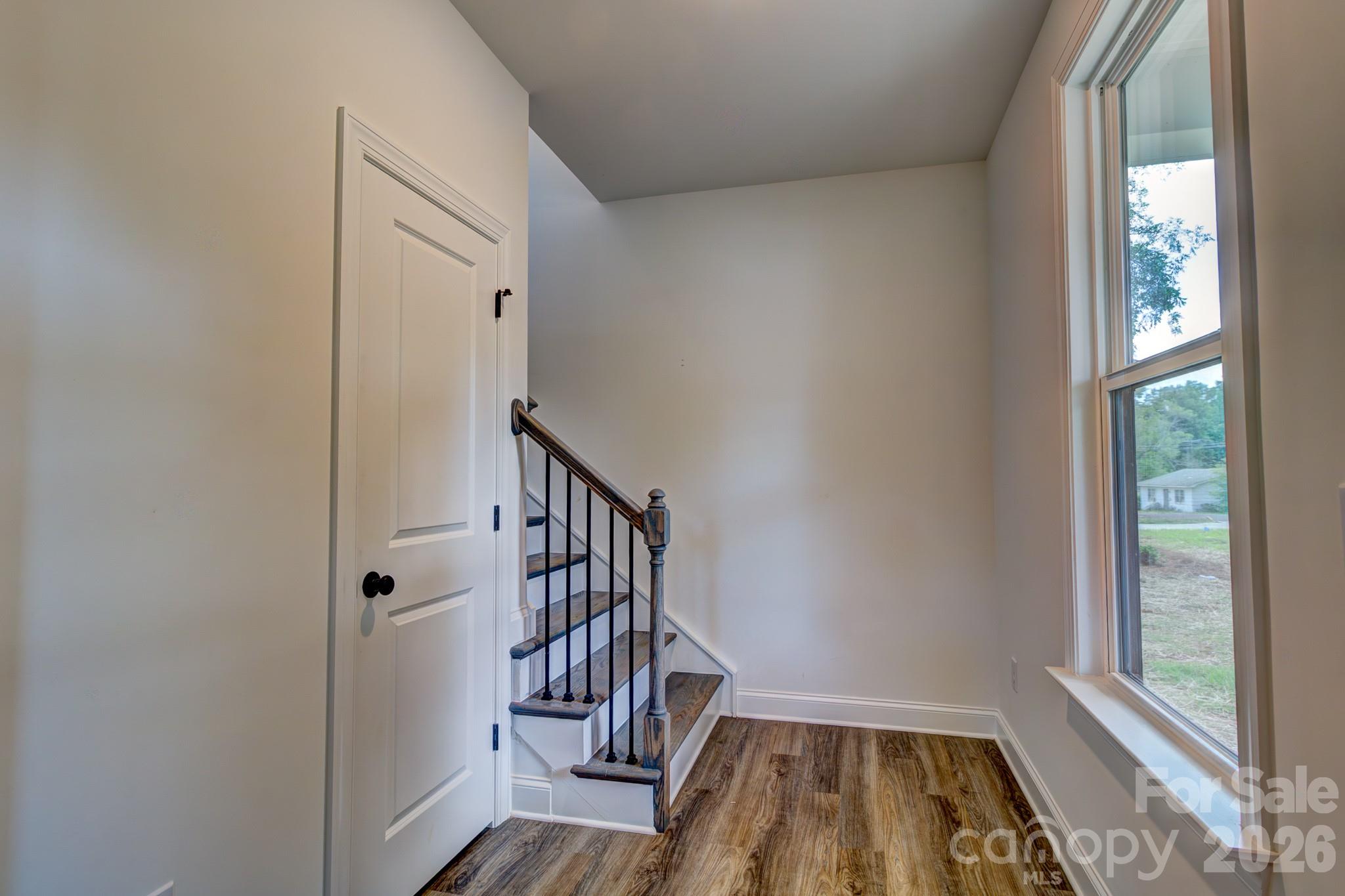 504 Oakland Drive Property Photo 12