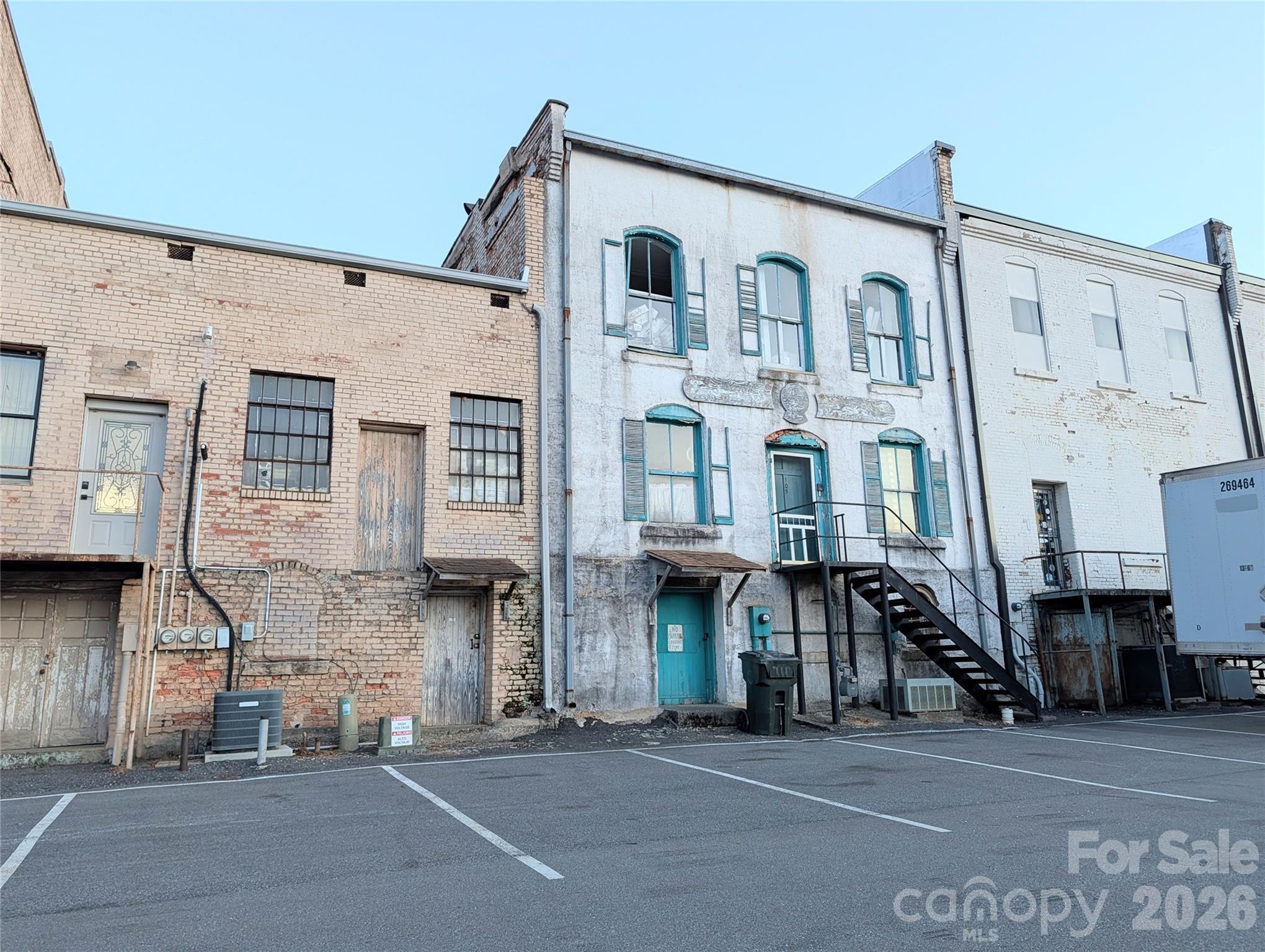 105 And 107 E Main Street Property Photo 10