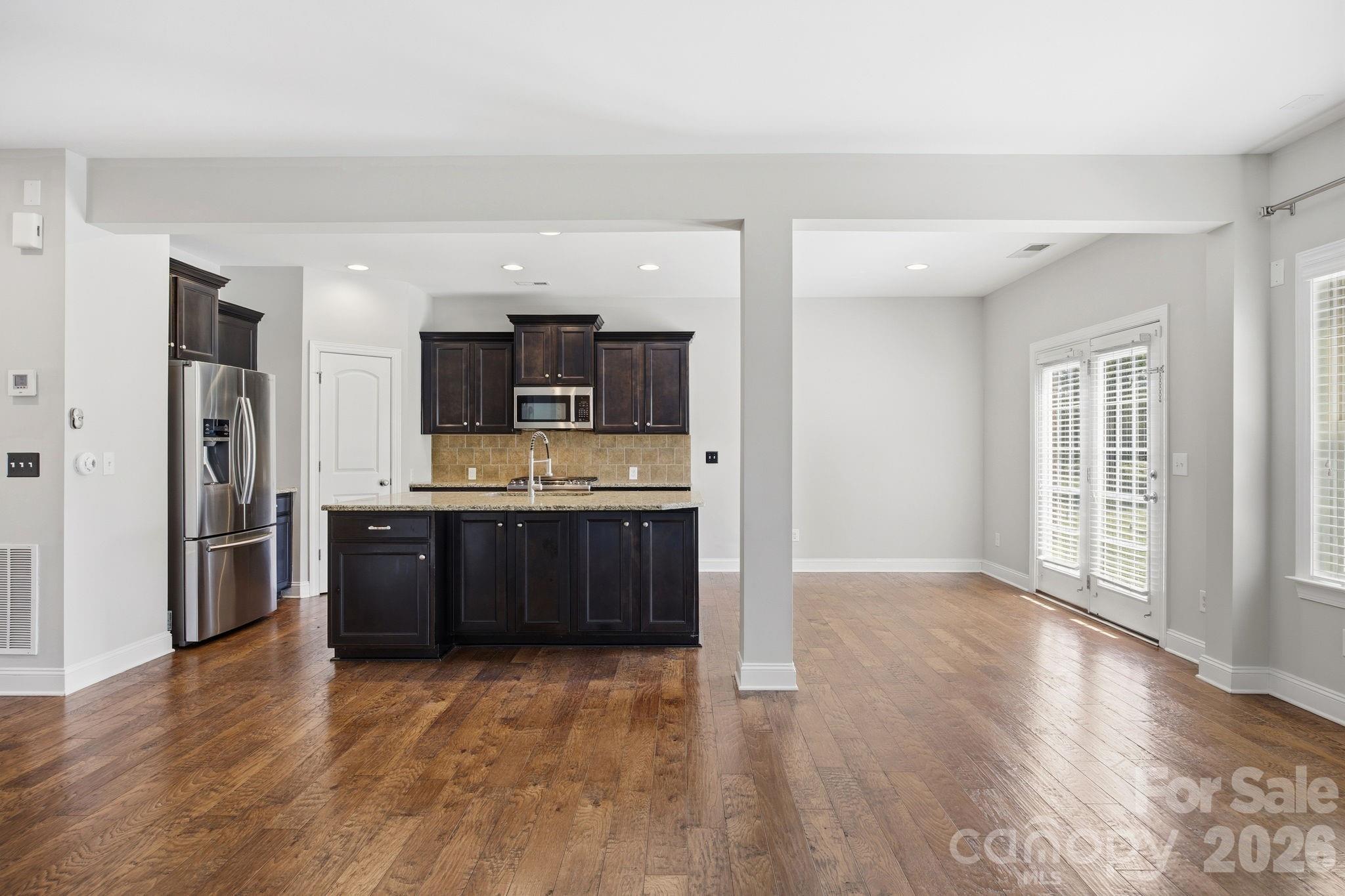 2284 Barrowcliffe Drive Property Photo 11