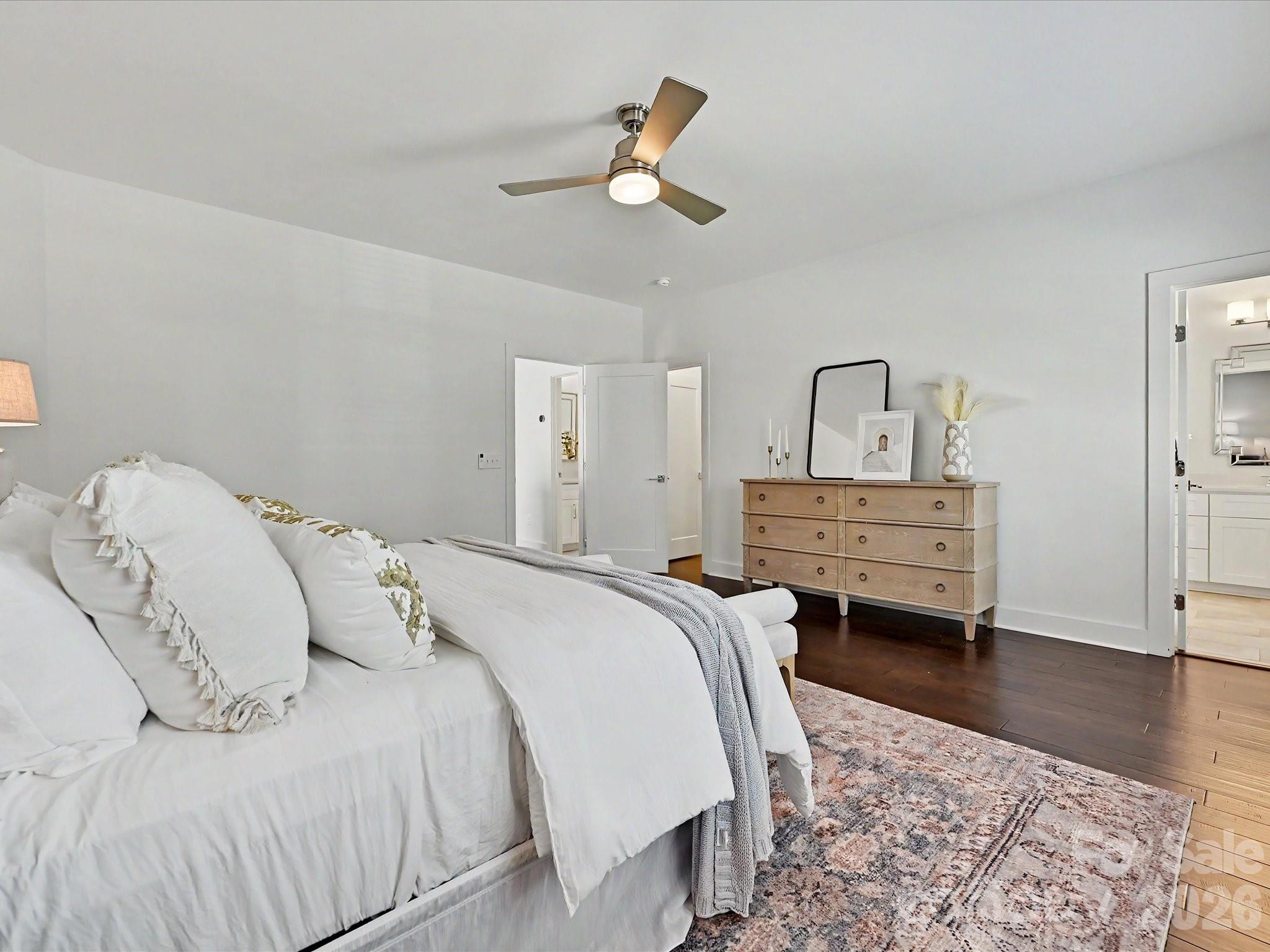 1216 Lomax Avenue Property Photo 22