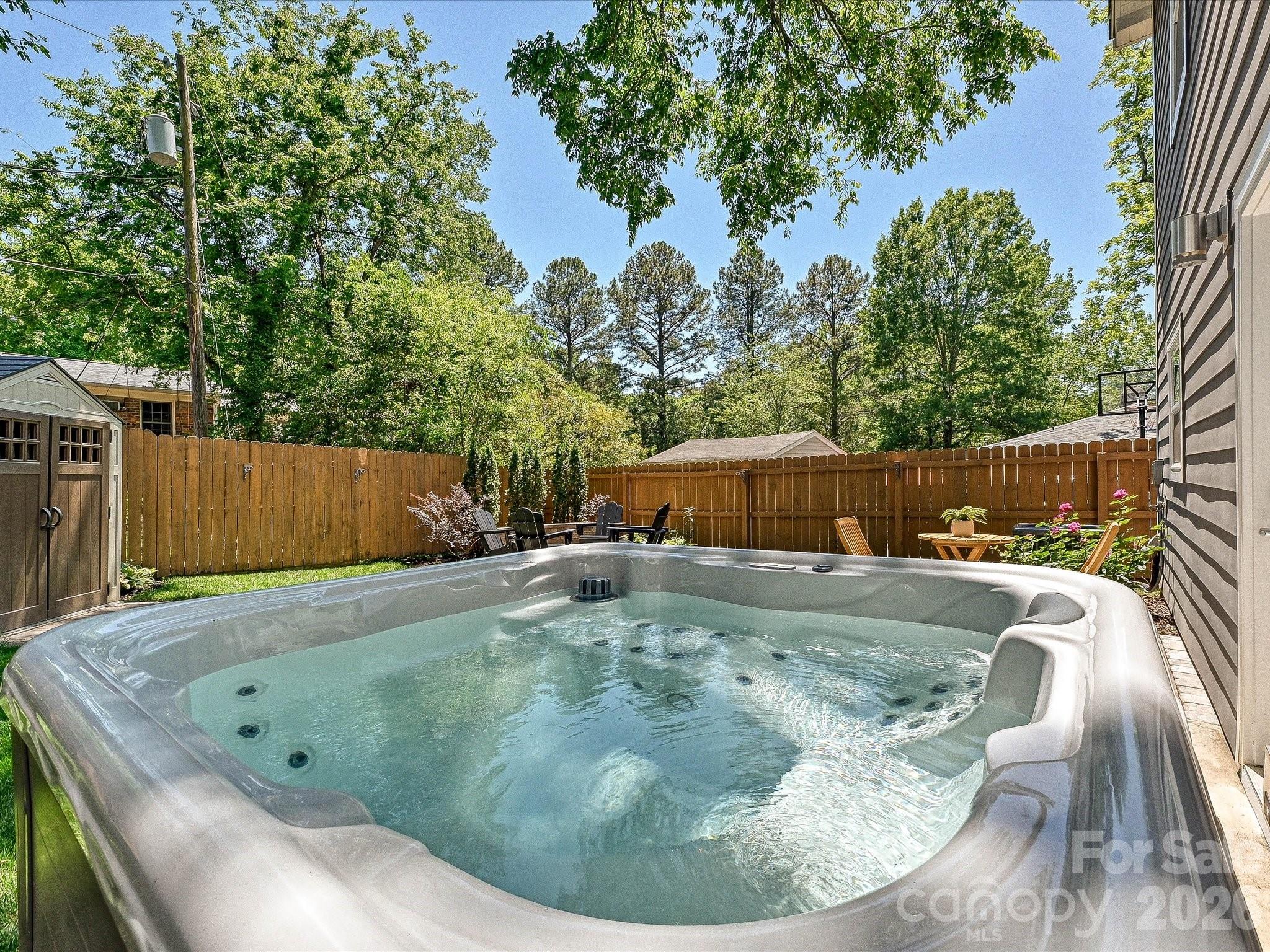 1216 Lomax Avenue Property Photo 29
