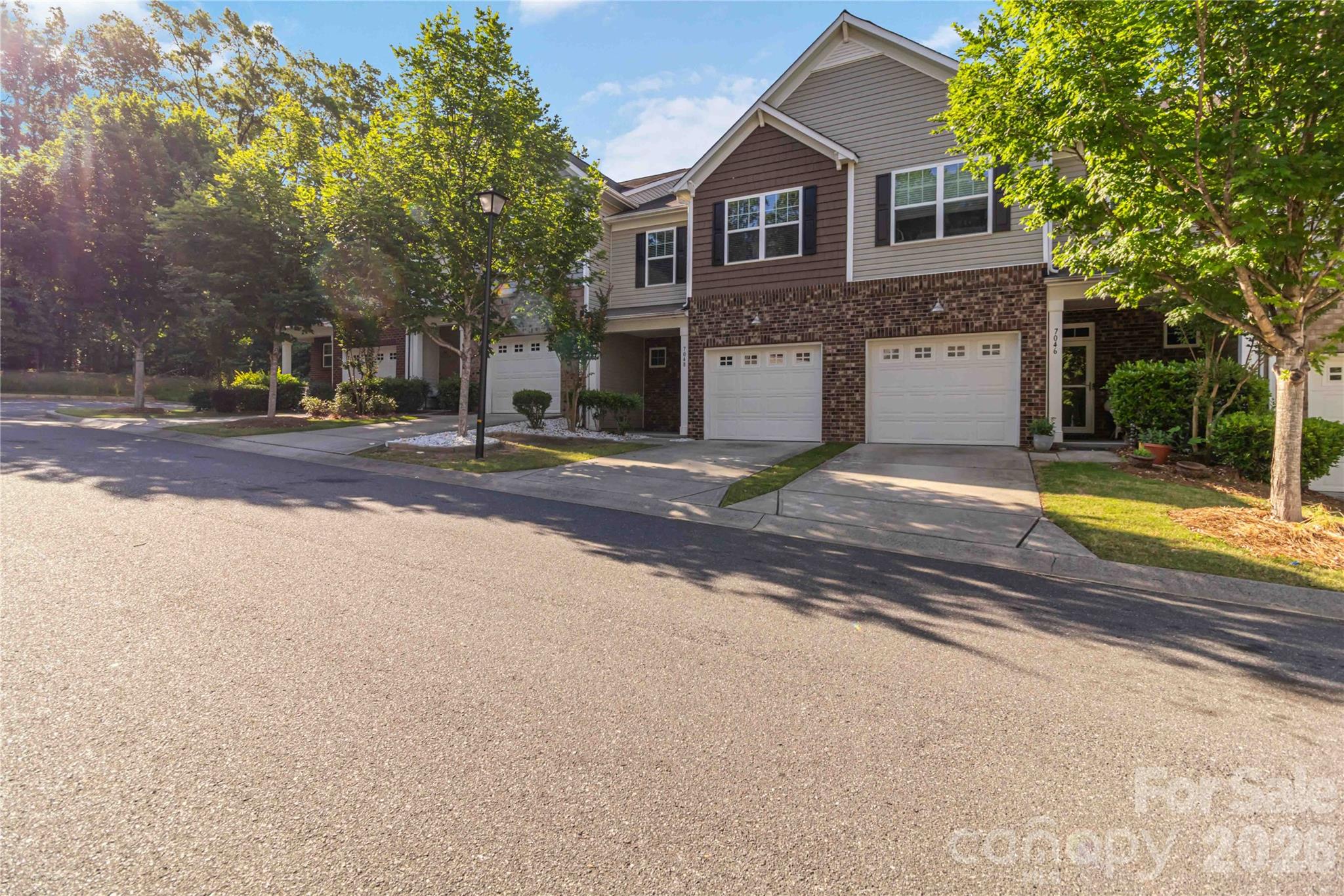 7048 Woodsbay Lane Property Photo 3