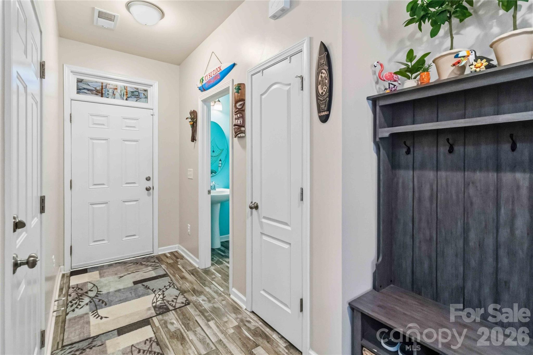 7048 Woodsbay Lane Property Photo 7