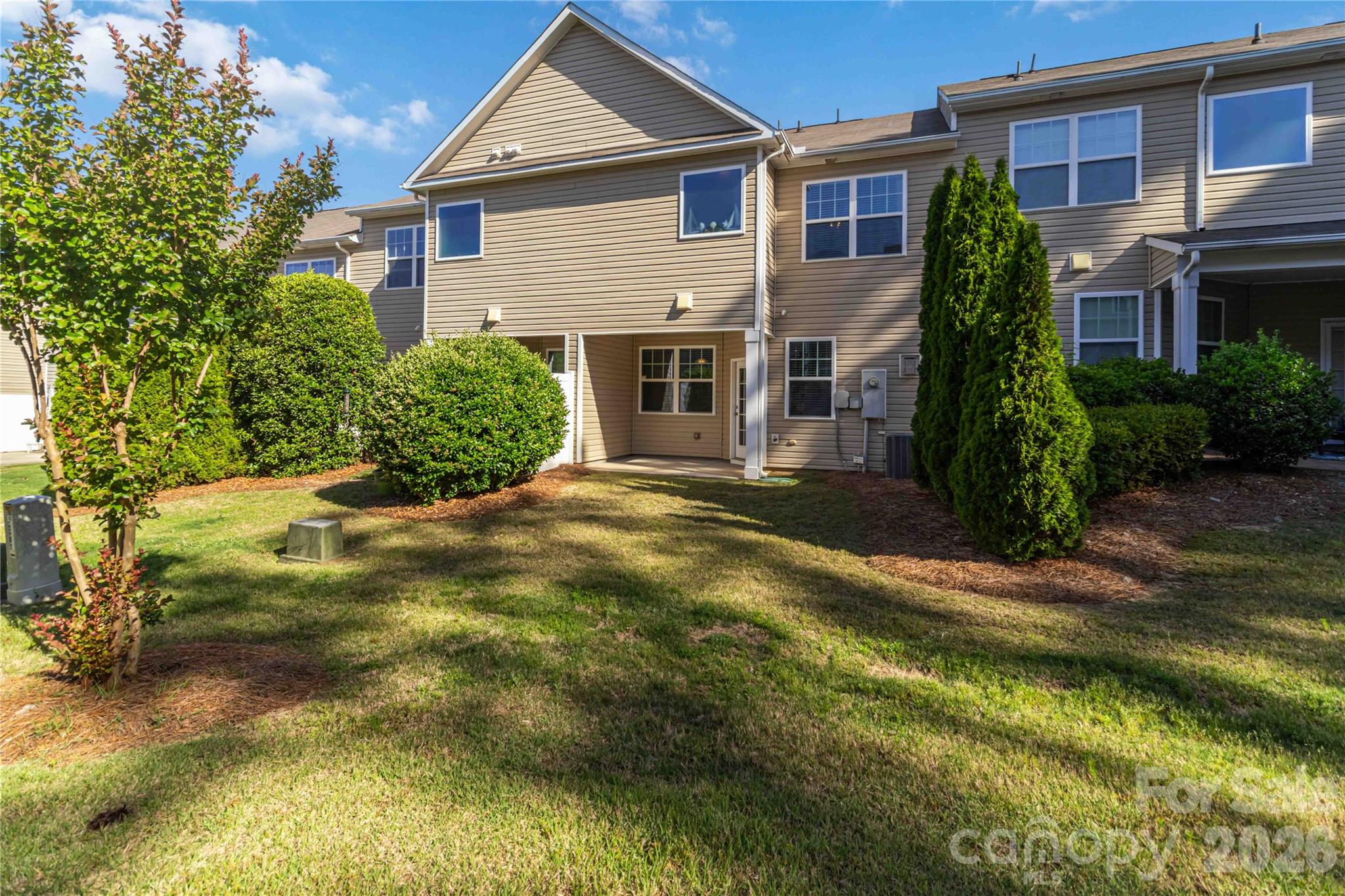 7048 Woodsbay Lane Property Photo 33
