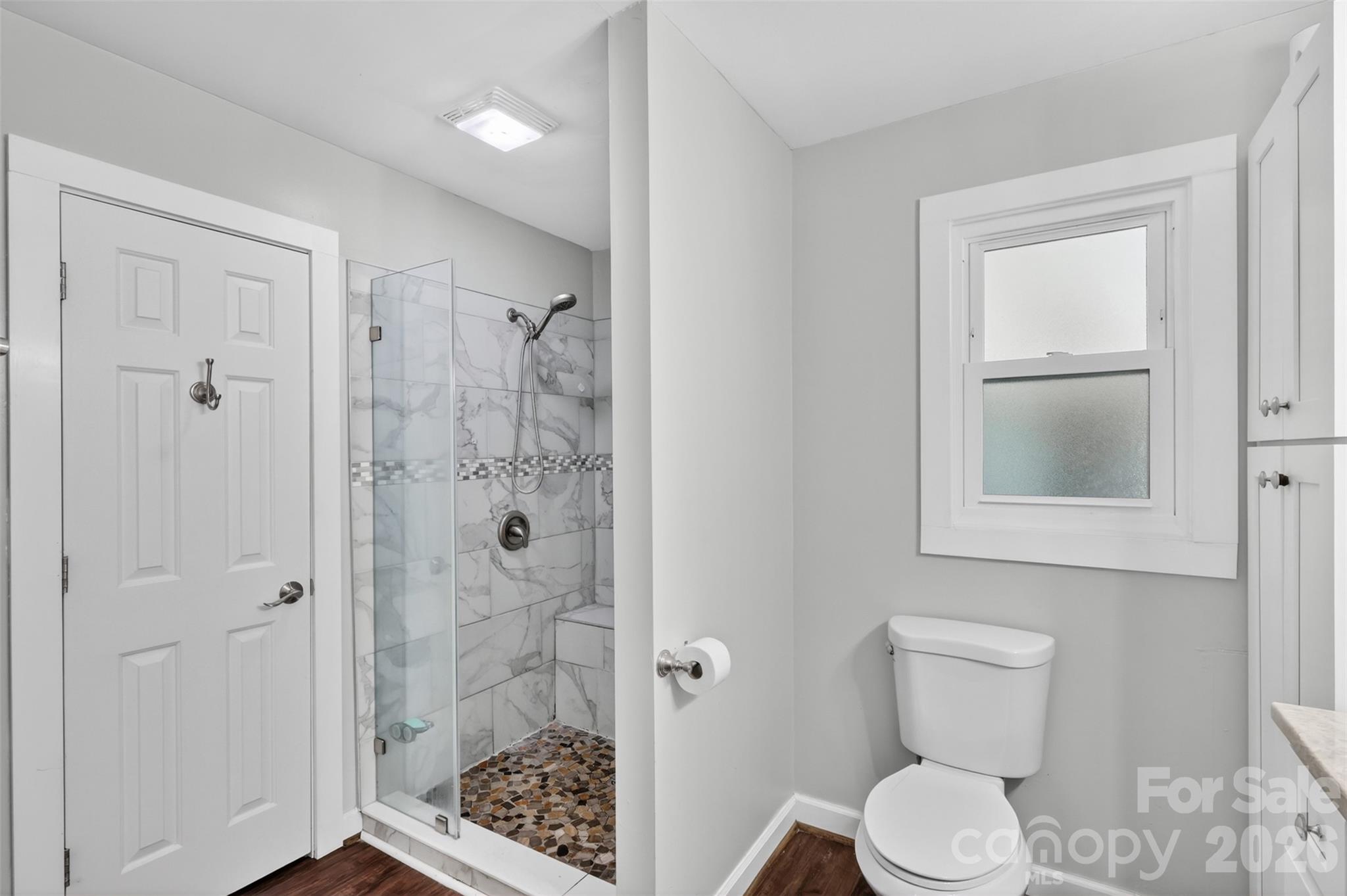 9807 Black Road Property Photo 22