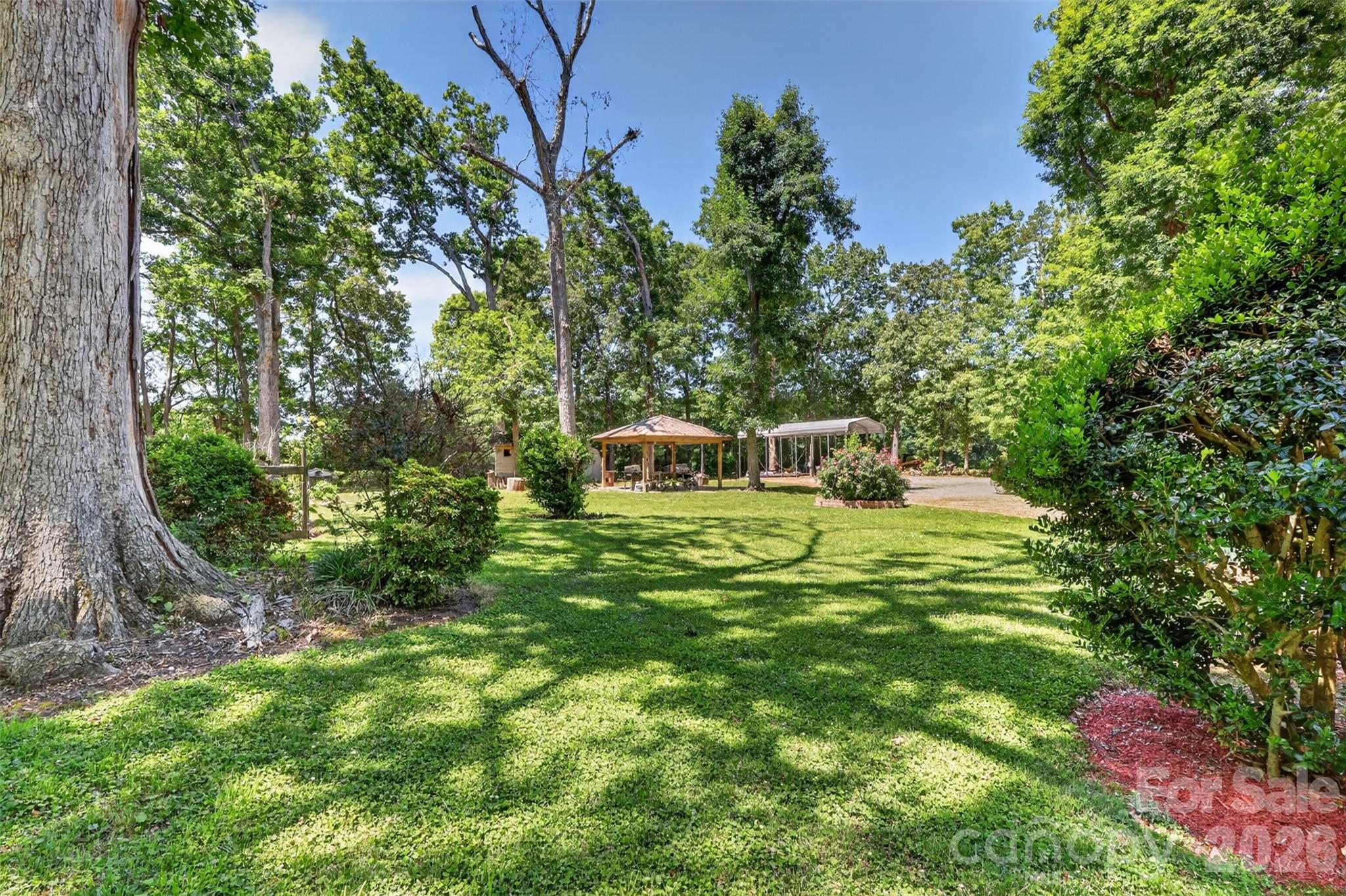 9807 Black Road Property Photo 28