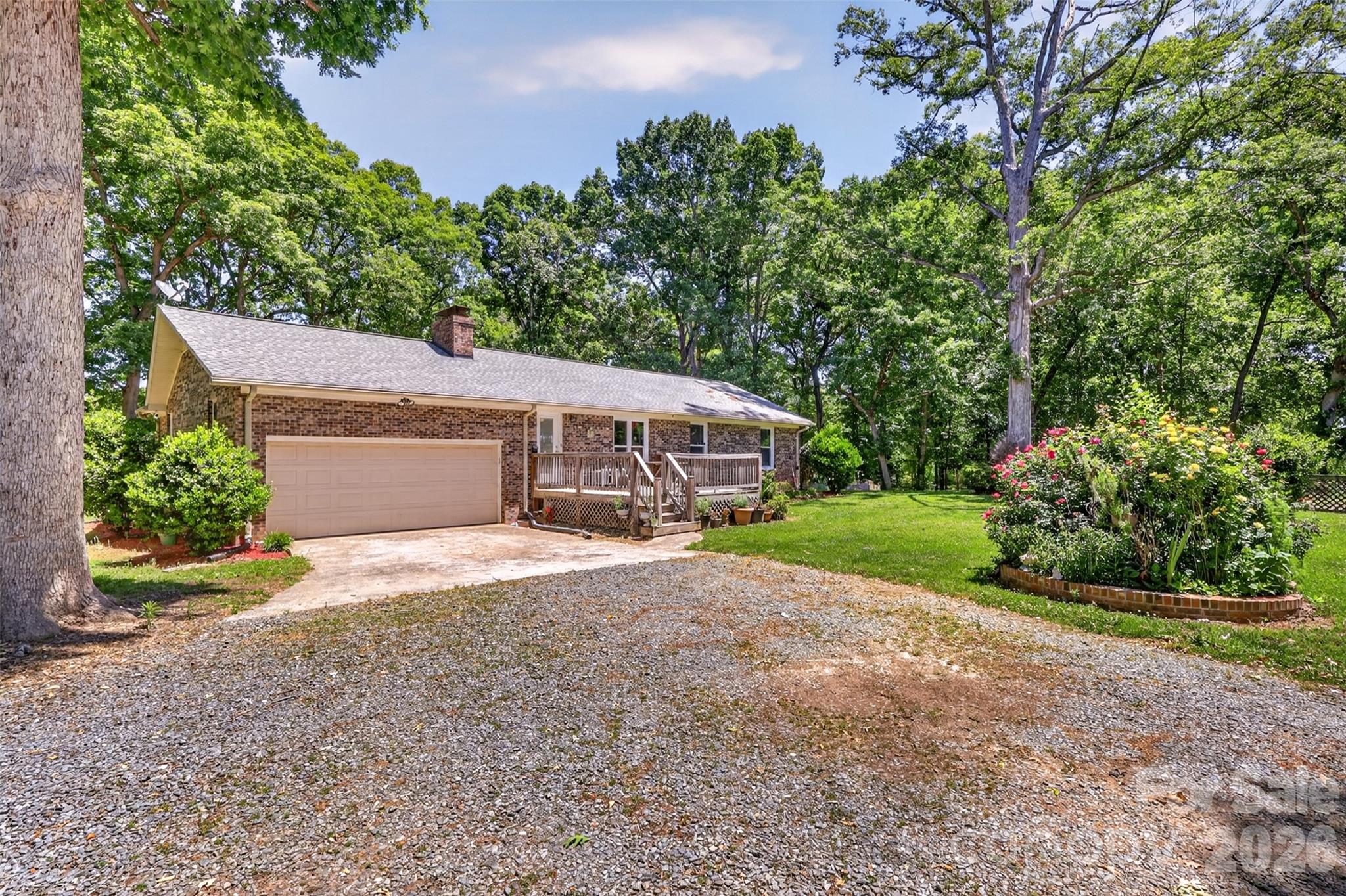 9807 Black Road Property Photo 38