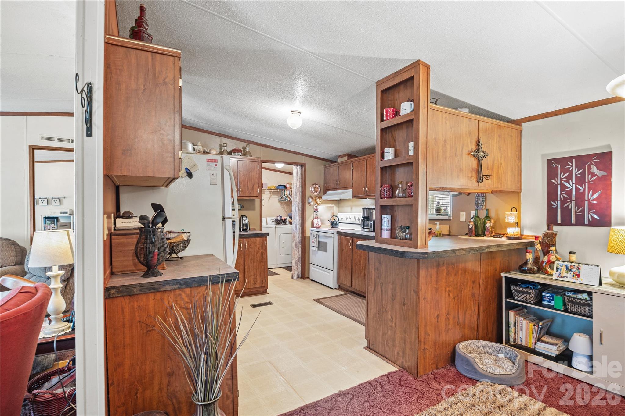 323 Carlyle Road Property Photo 6