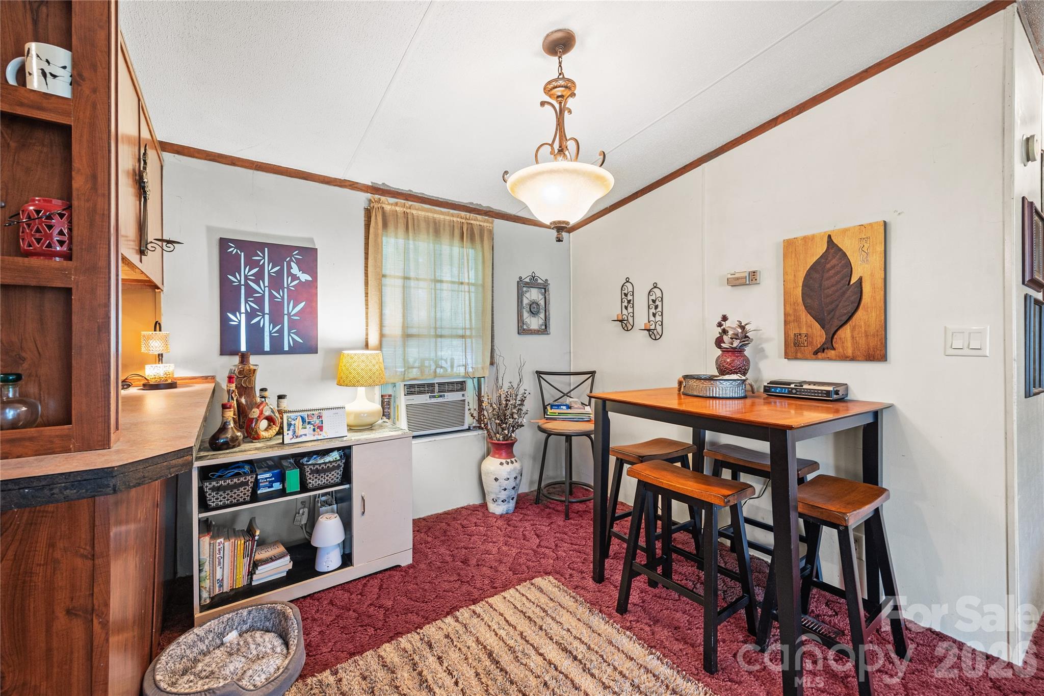 323 Carlyle Road Property Photo 8