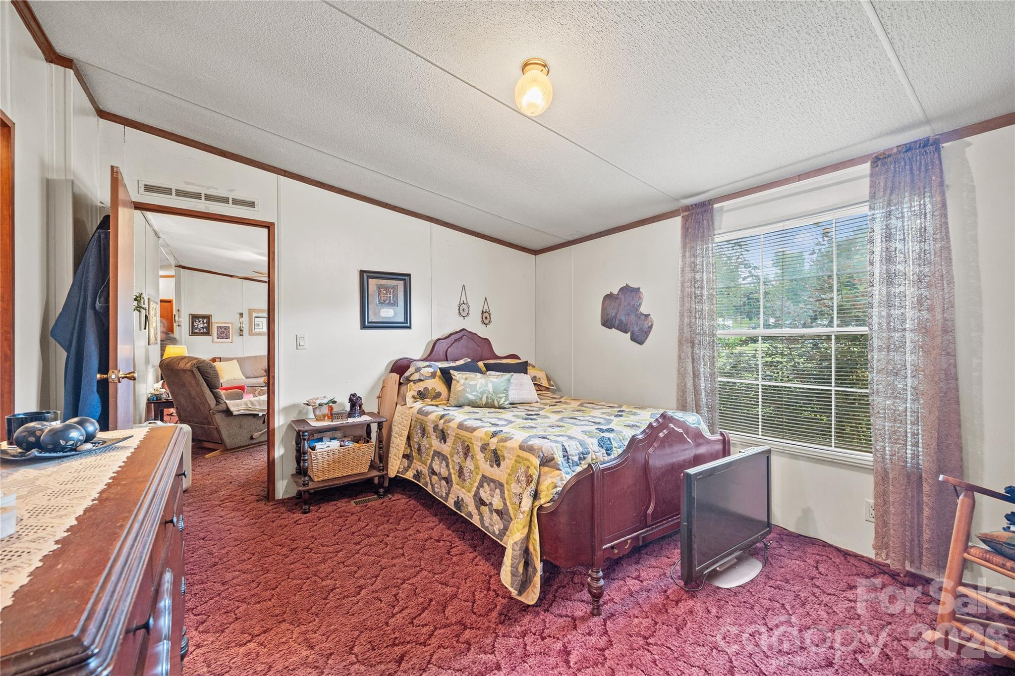 323 Carlyle Road Property Photo 15