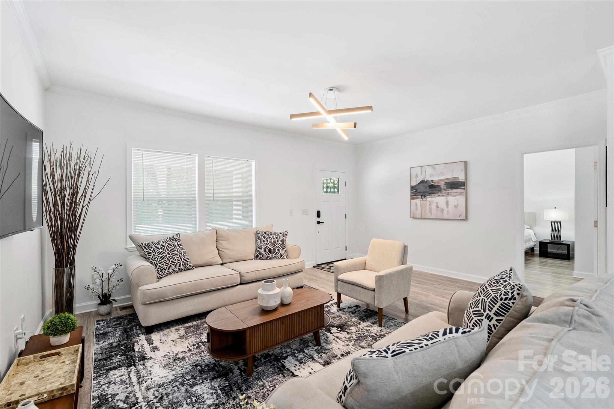 1017 Pegram Street Property Photo 6