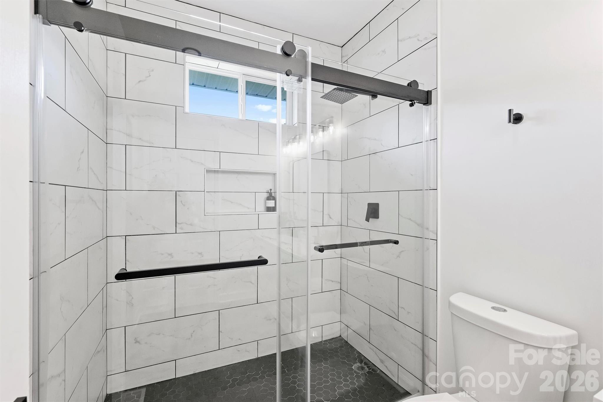 1017 Pegram Street Property Photo 12