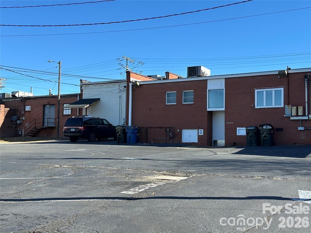1117-1127 2nd Street Property Photo 2