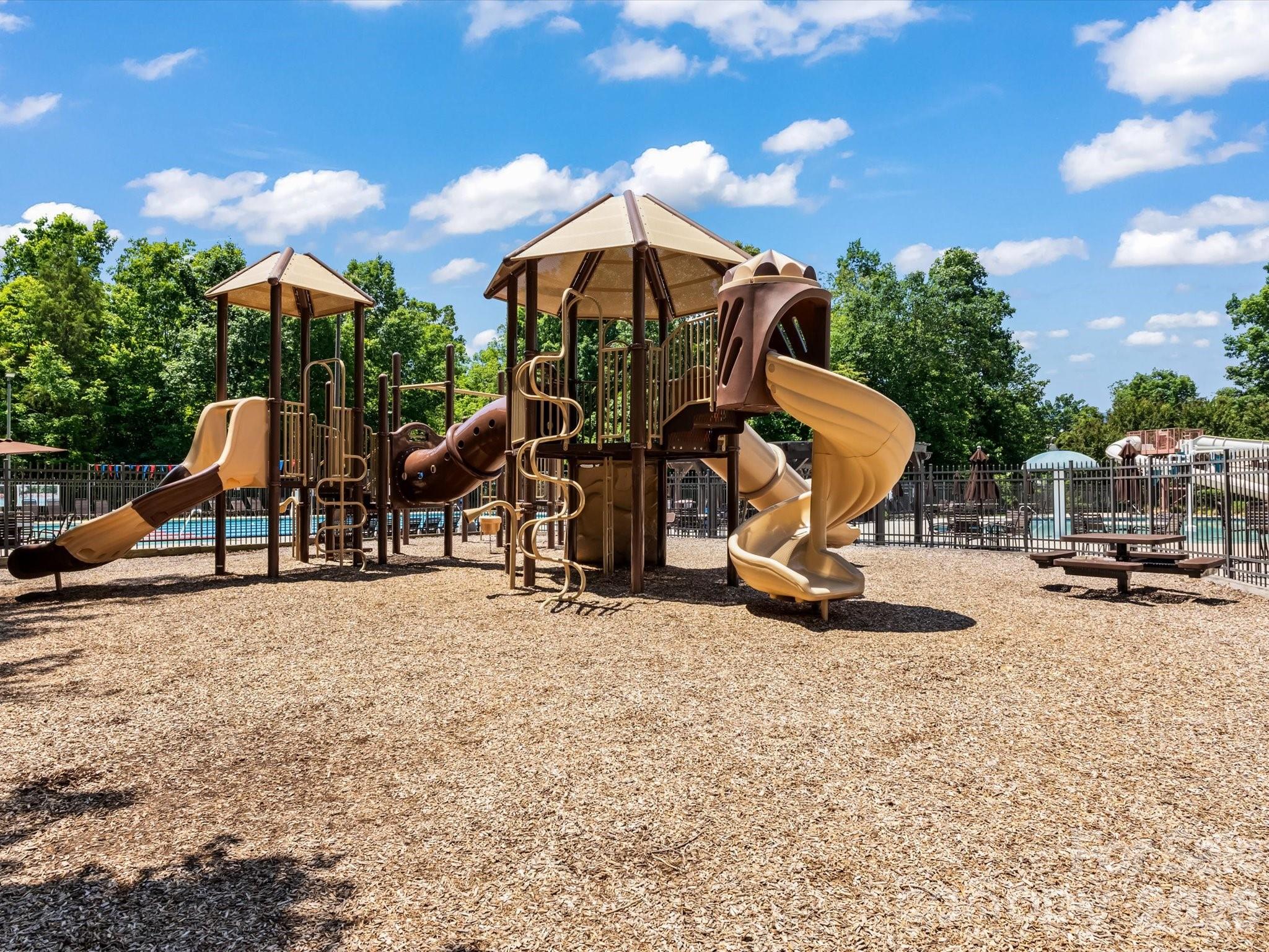 1413 Screech Owl Road Property Photo 44